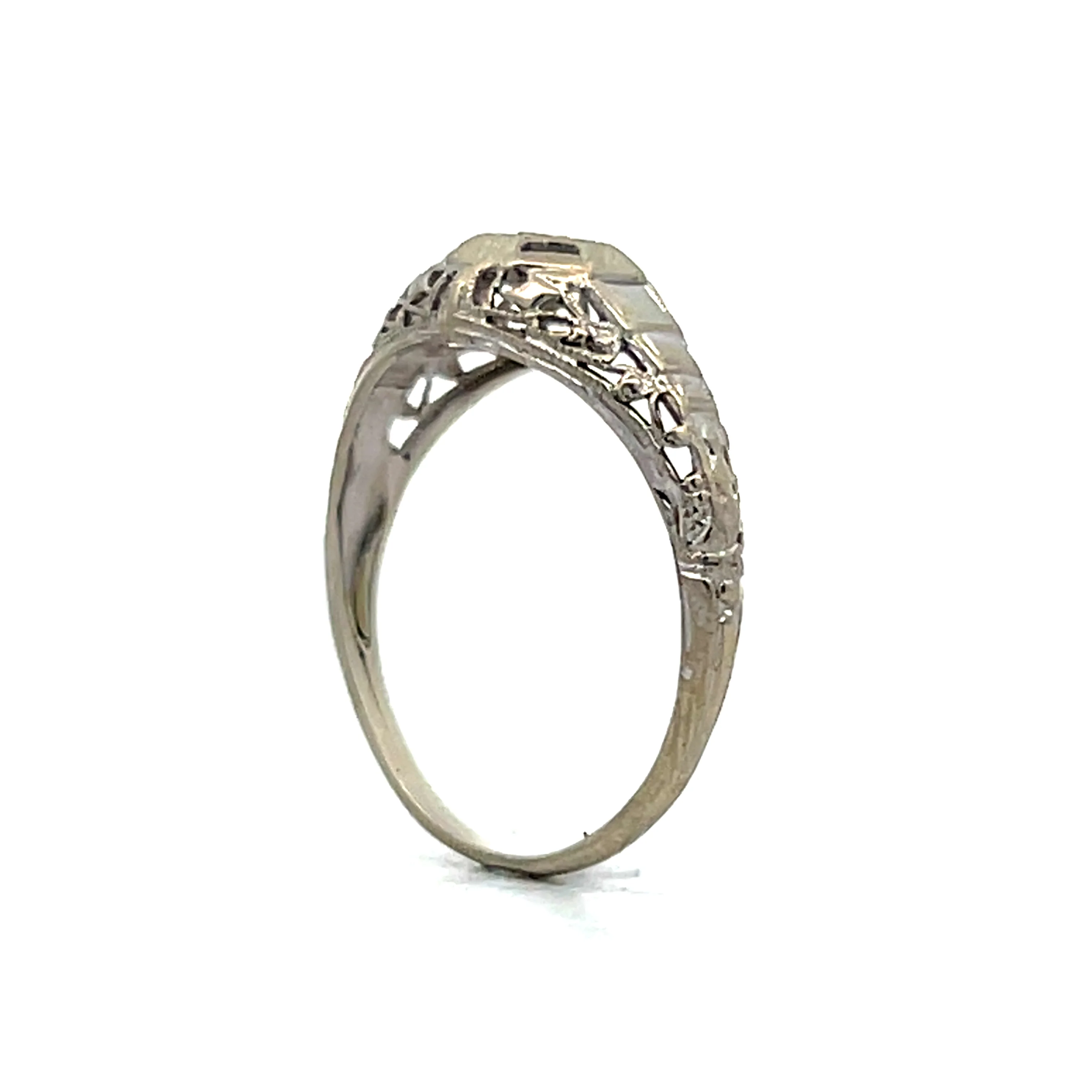 .02 Vintage Deco Diamond Engagement Ring in 14k - Image 4