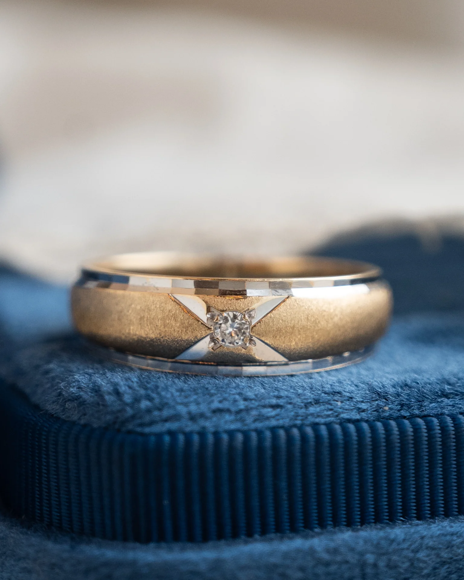 .06 Vintage Mid-Century Diamond Ring Two-Tone 14k - Image 6