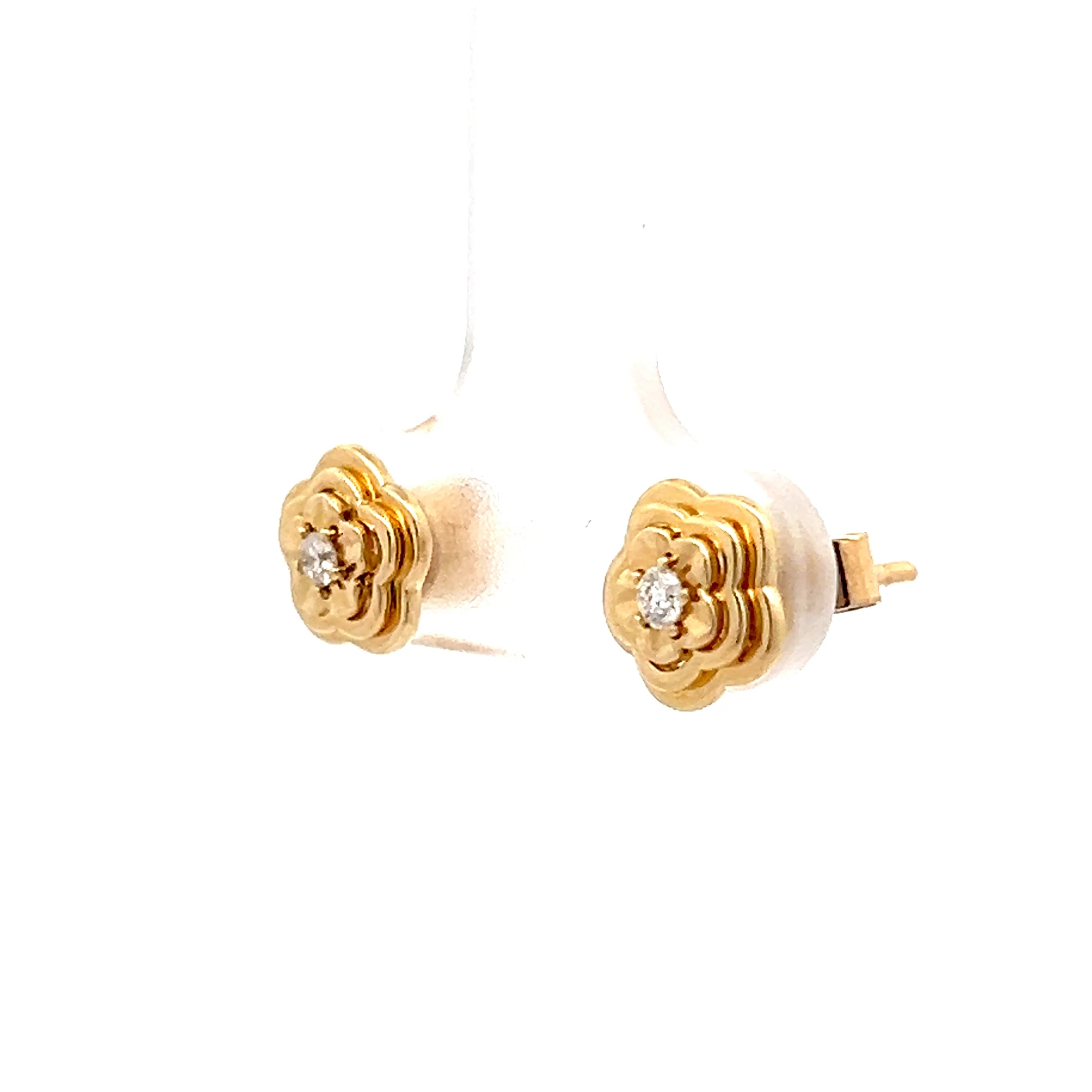.07 Diamond Floral Stud Earrings in 14k Yellow Gold - Image 2