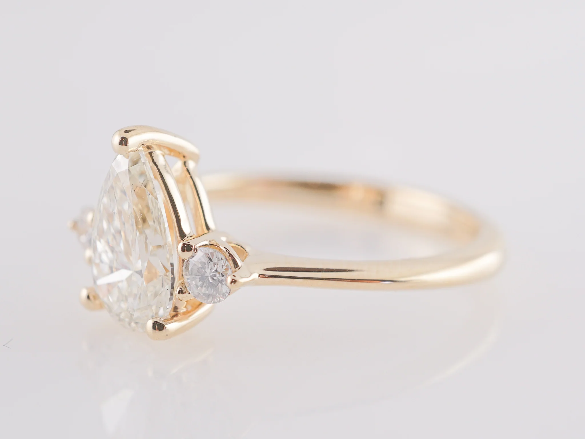 1.01 Carat GIA Pear Cut Diamond Engagement Ring in 14k - Image 5
