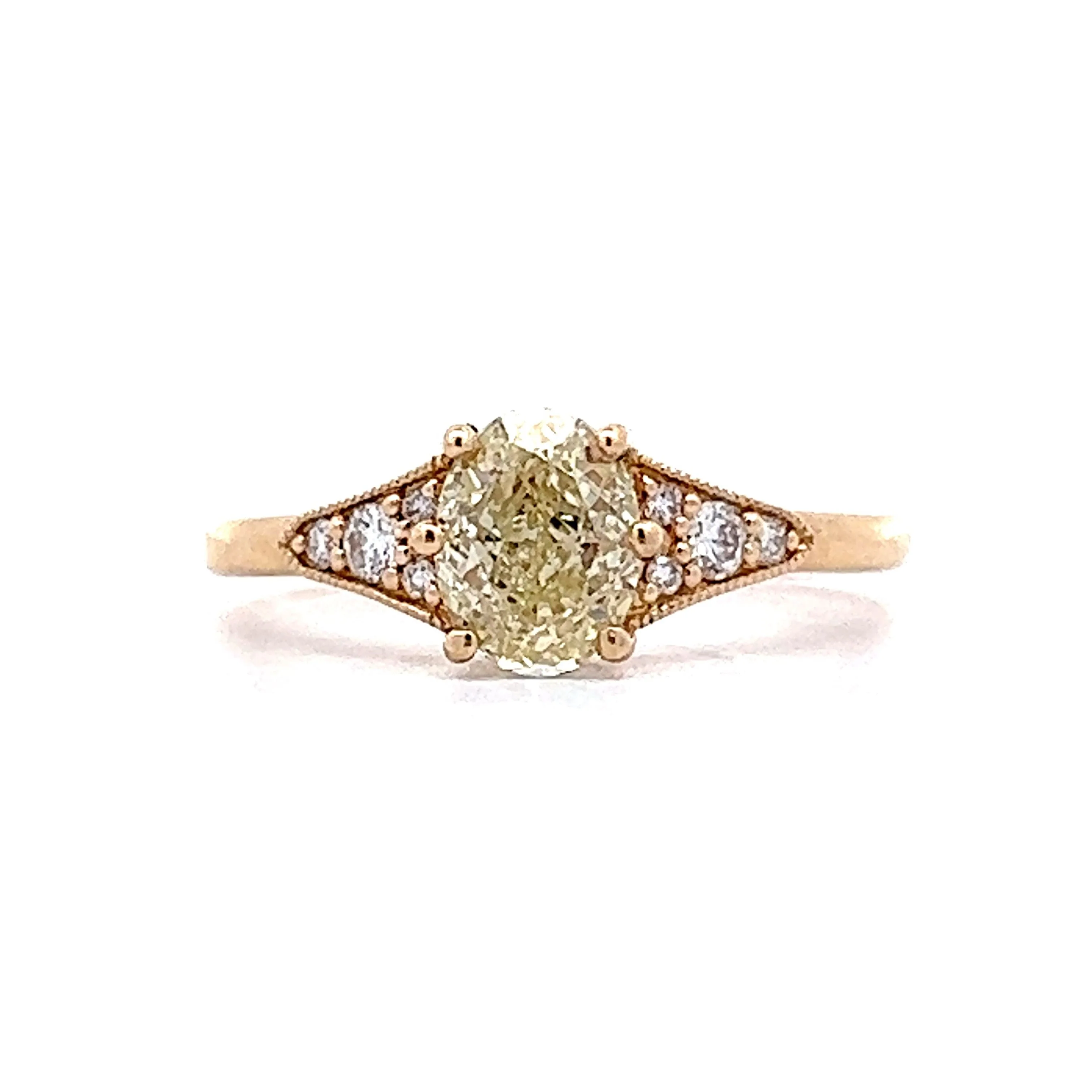 1.01 Oval Diamond Engagement Ring in 14k Yellow Gold