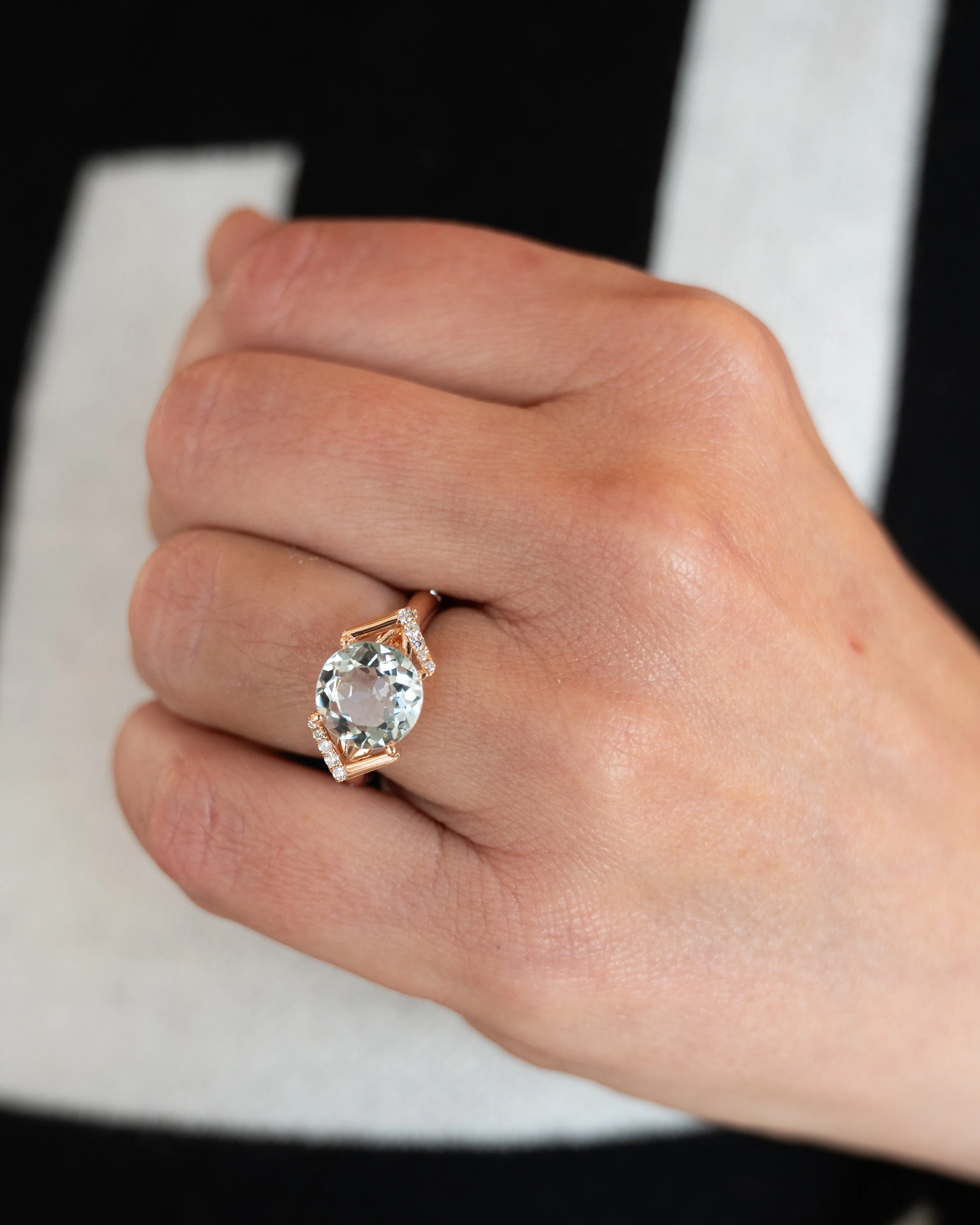 1.03 Aquamarine & Diamond Cocktail Ring in 14k - Image 9