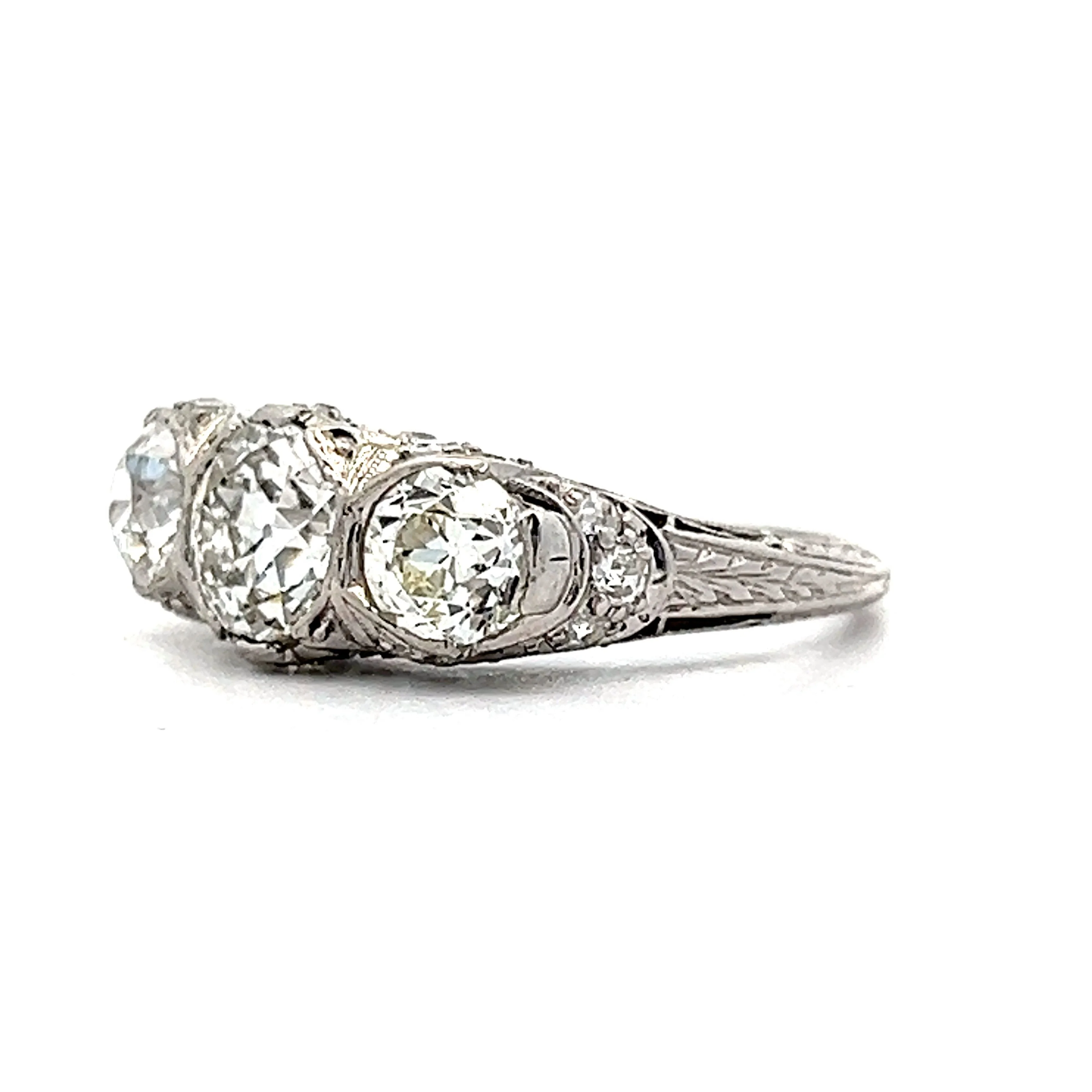 1.03 Vintage Art Deco Filigree Engagement Ring in Platinum - Image 2