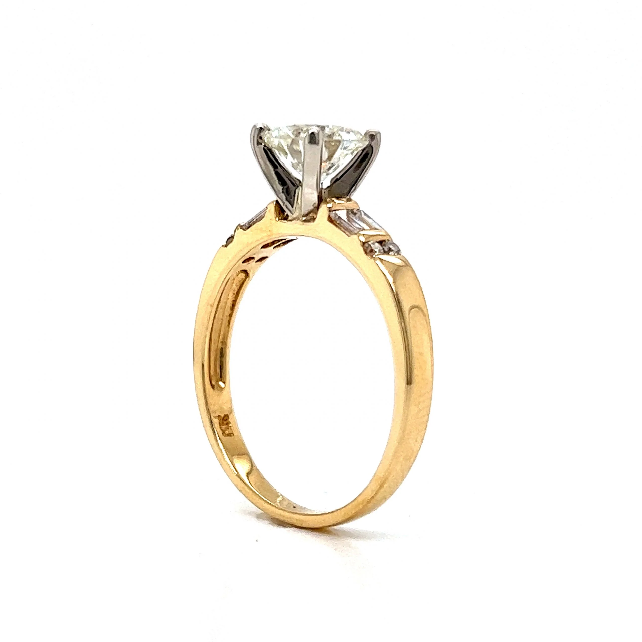 1.05 Round Brilliant Diamond Engagement Ring in 18k - Image 5