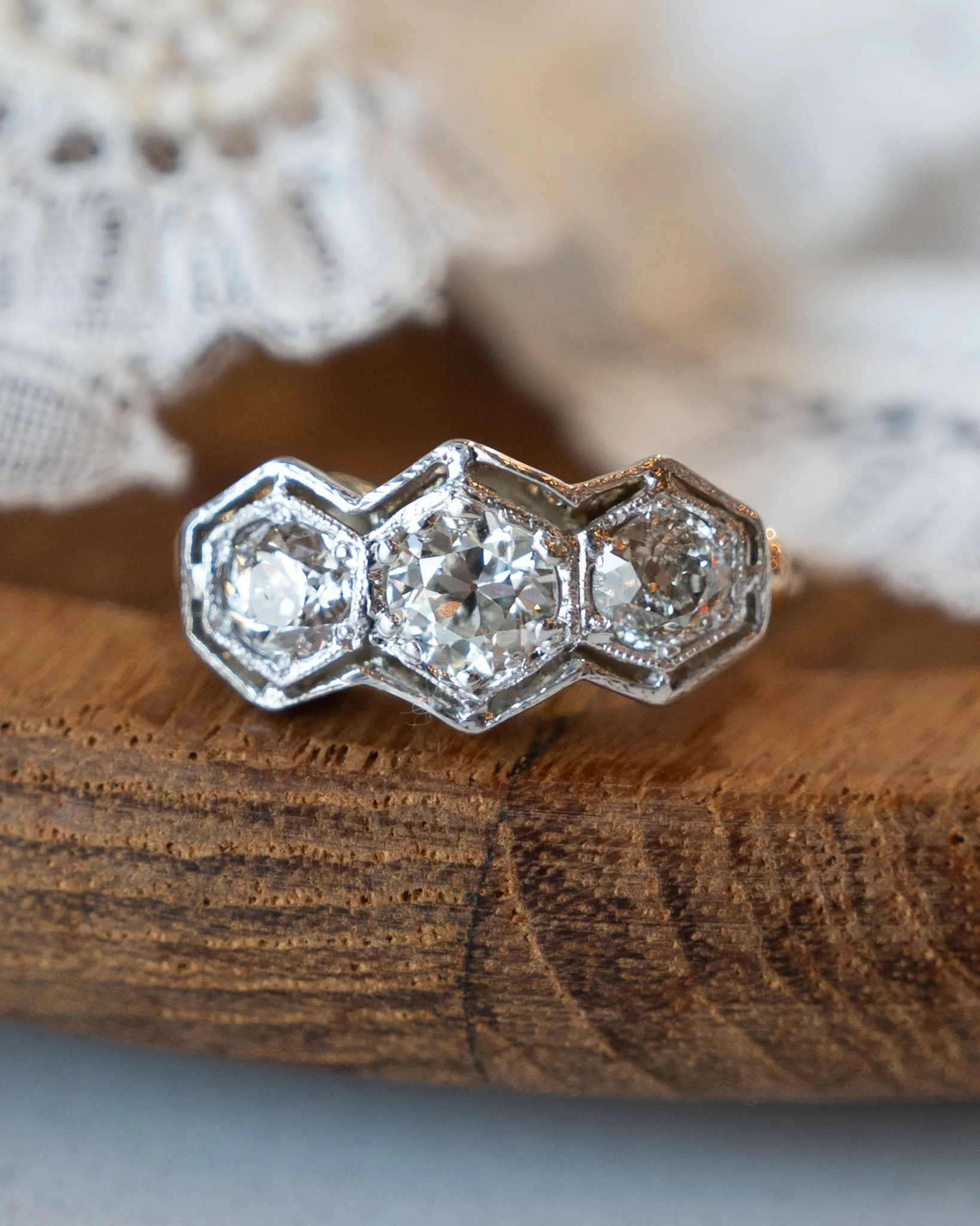 1.10 Vintage Retro 3 Stone Diamond Engagement Ring 14k - Image 6