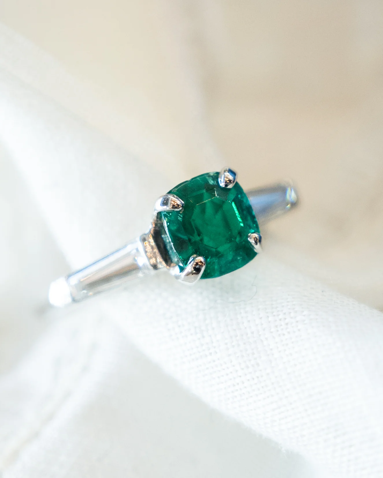 1.12 Vintage Cushion Emerald Engagement Ring Platinum - Image 6