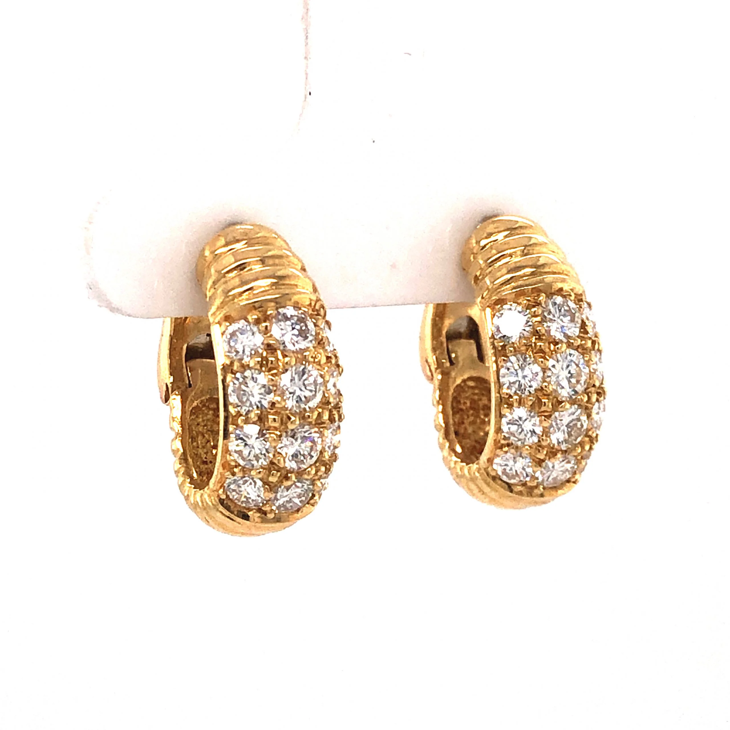 1.50 Round Brilliant Cut Diamond Earrings in 18k Yellow Gold - Image 3