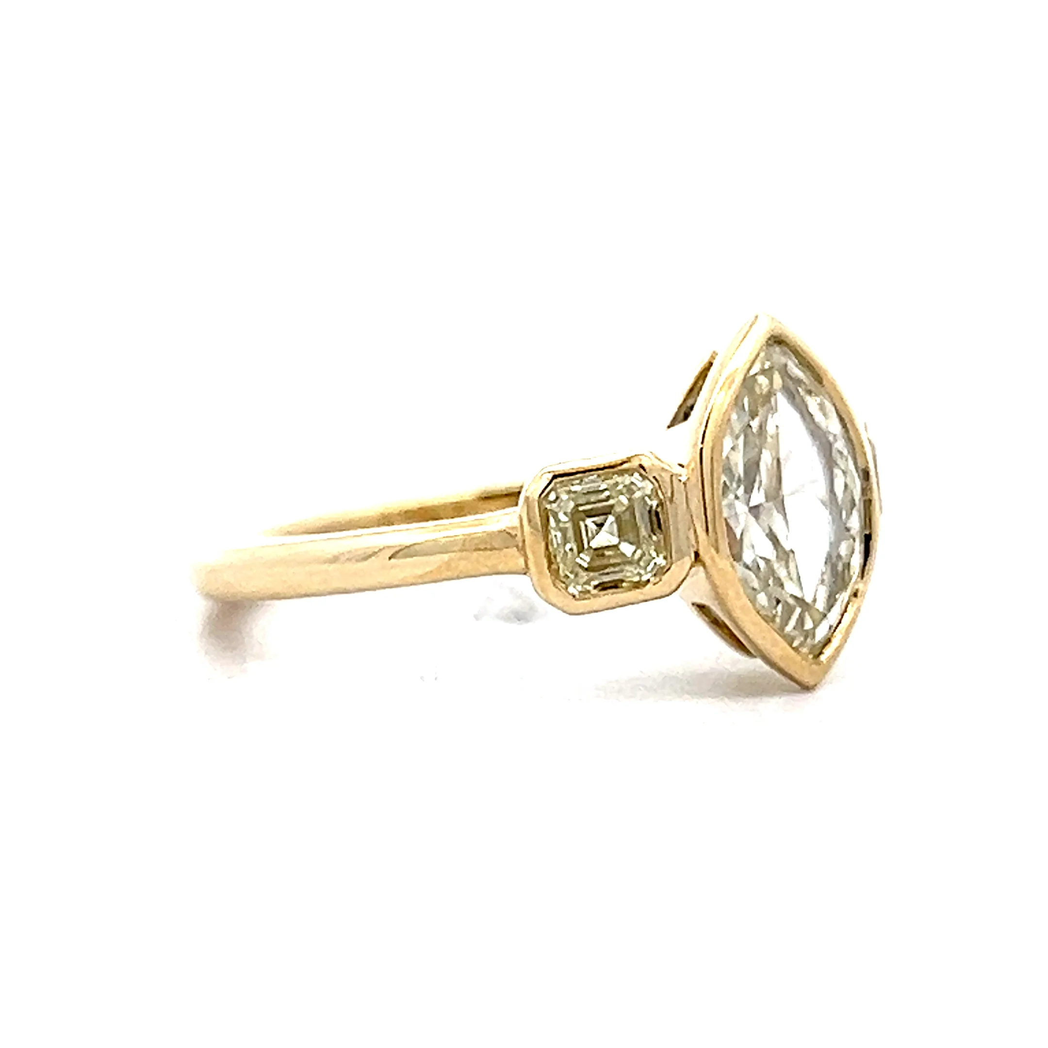 1.53 Marquis Cut Diamond Engagement Ring in 14k - Image 3