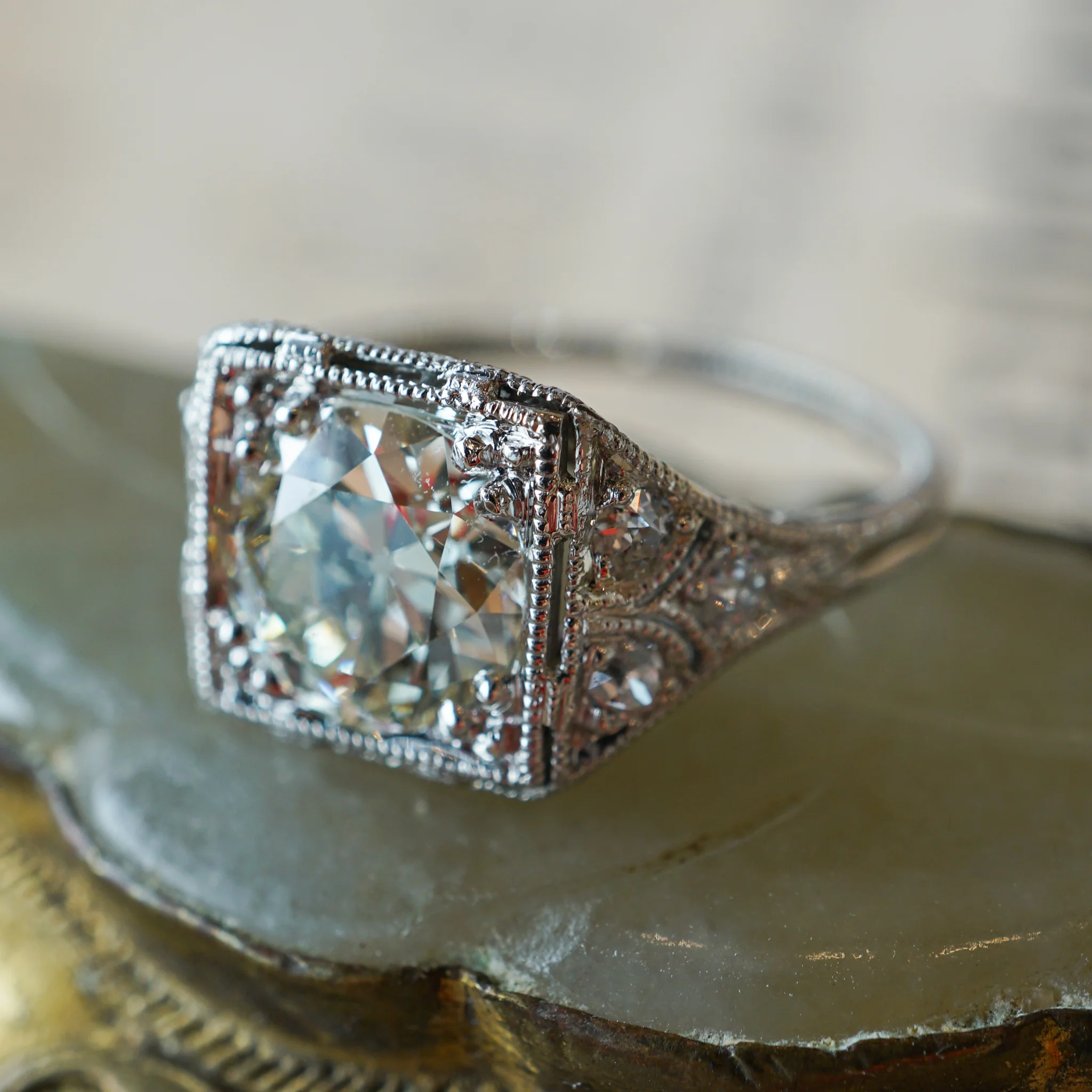 1.57 Antique Art Deco Diamond Engagement Ring in Platinum - Image 7
