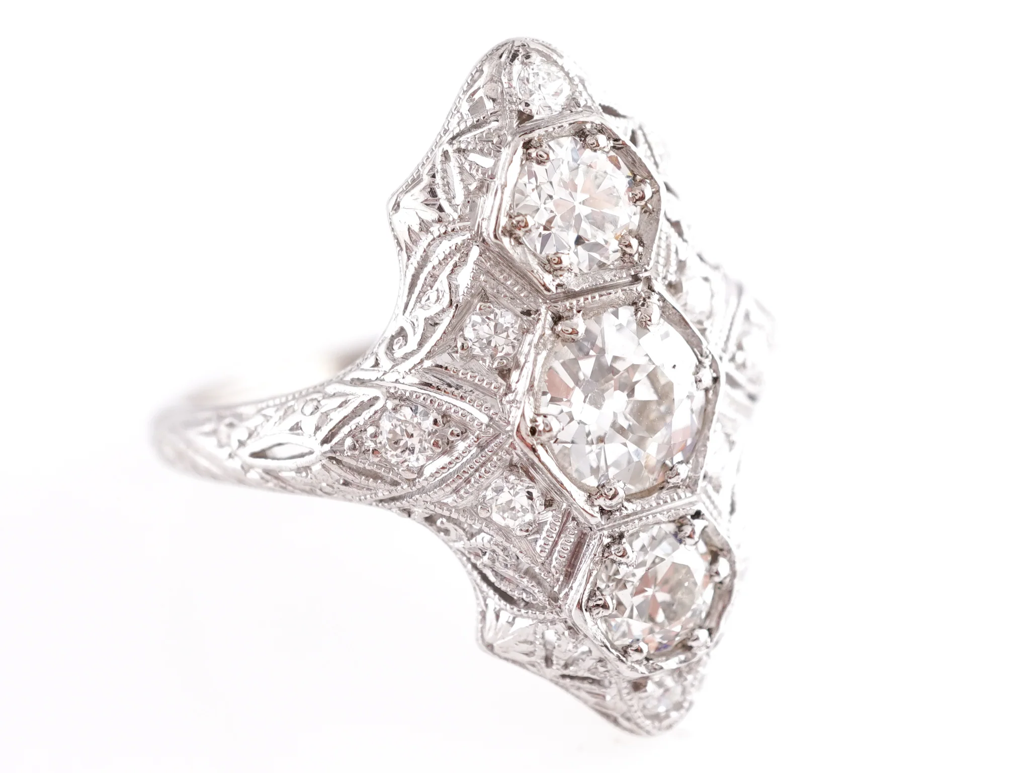1.62 Vintage Three Stone Ring in Platinum - Image 3