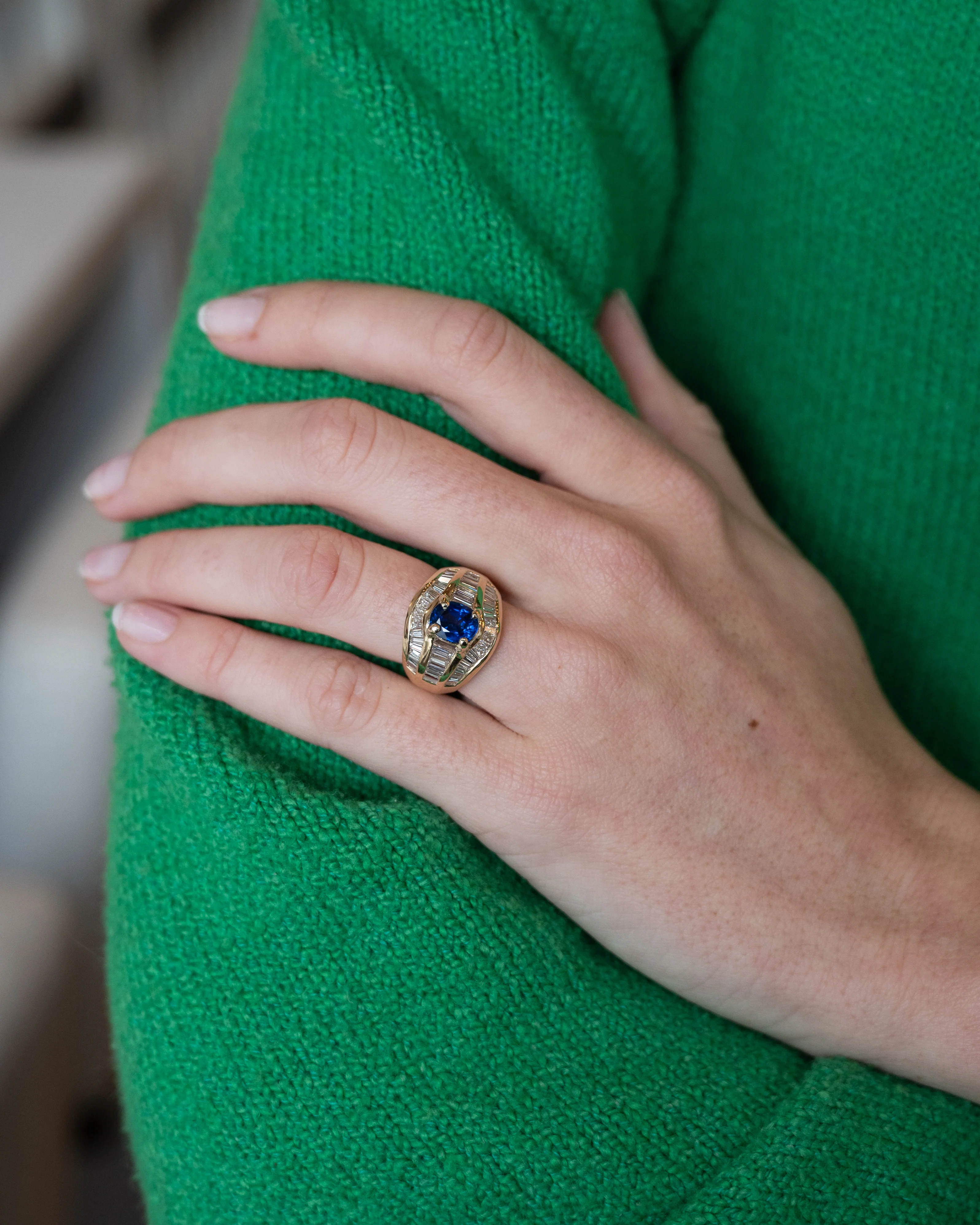 1.69 Blue Sapphire & Diamond Cocktail Ring 18k Yellow Gold - Image 7