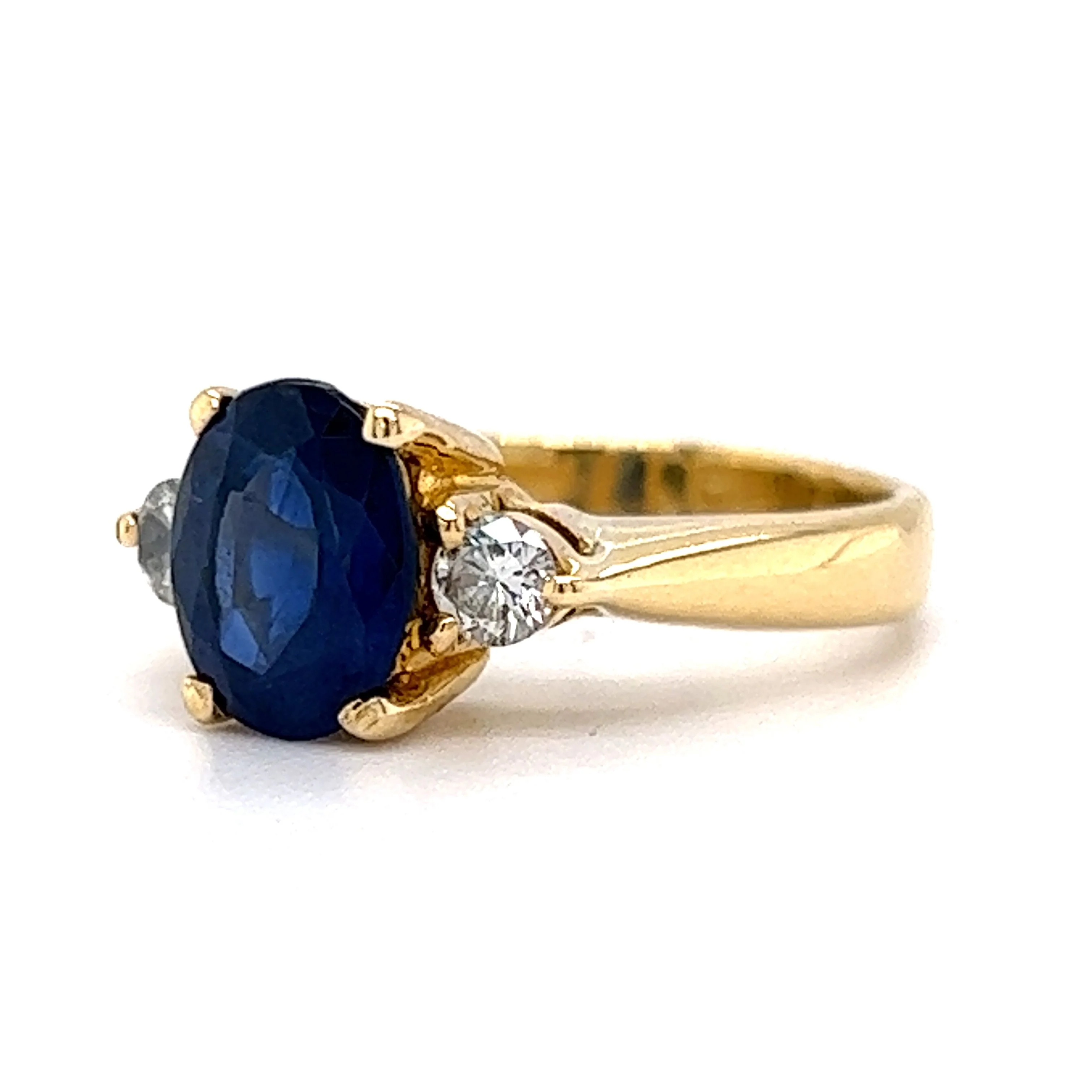1.70 Oval Cut Sapphire Engagement Ring in 18k Yellow Gold - Image 2