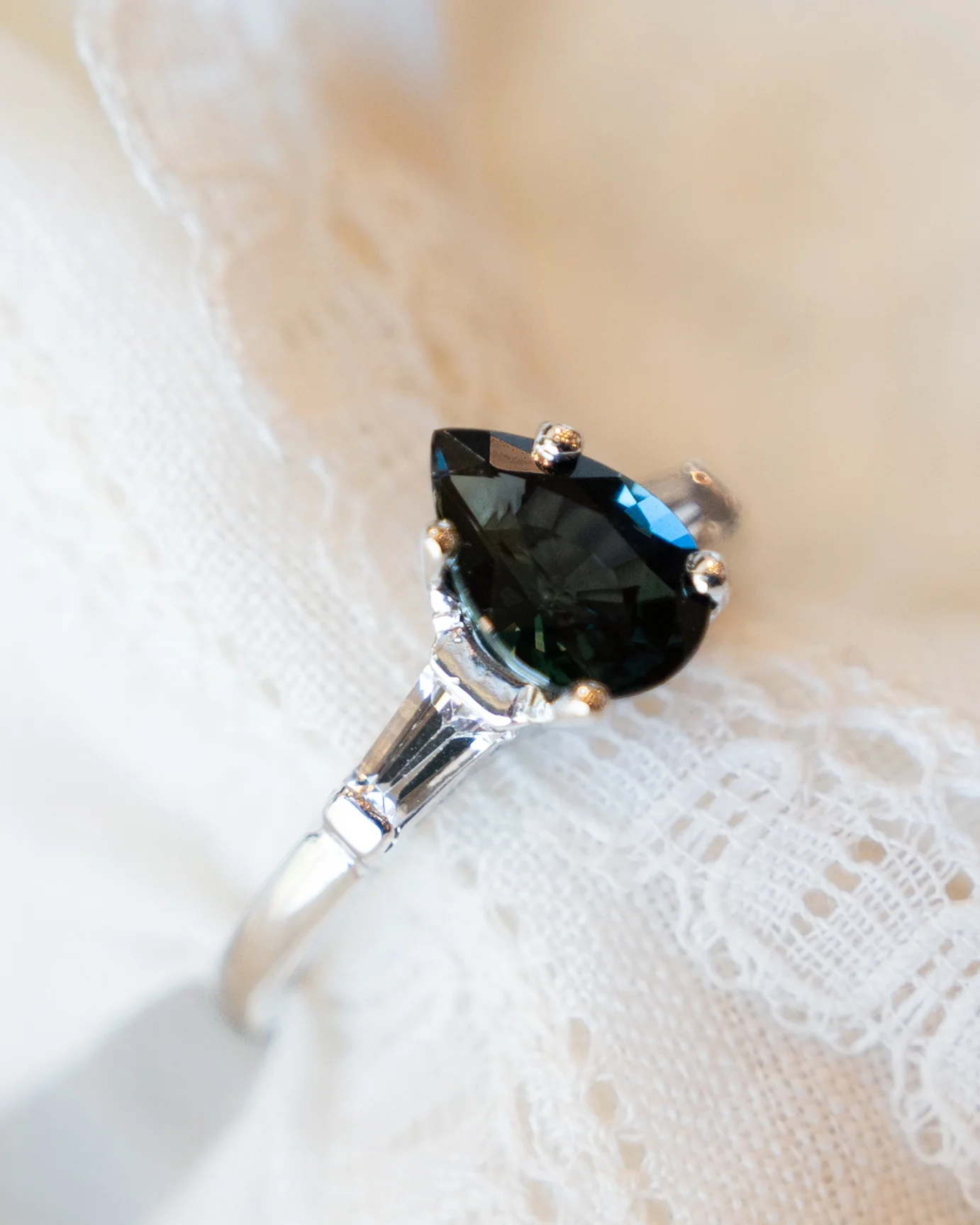 1.80 Pear Cut Teal Sapphire Engagement Ring 14k - Image 6