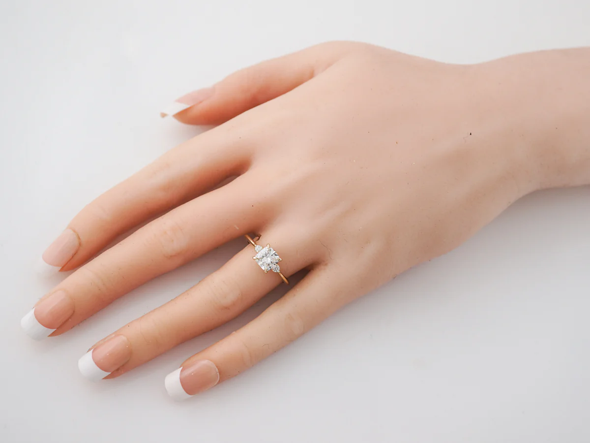 1 Carat Cushion Cut Diamond Engagement Ring in Yellow Gold - Image 7