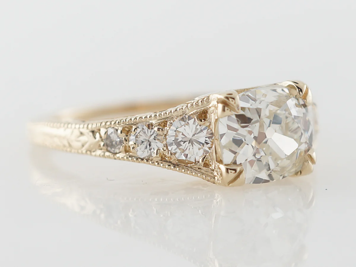 1 Carat Cushion Cut Engagement Ring in Yellow Gold - Image 3
