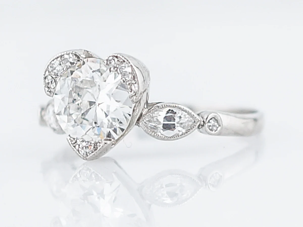 1 Carat Heart Shaped Vintage Engagement Ring in Platinum - Image 2