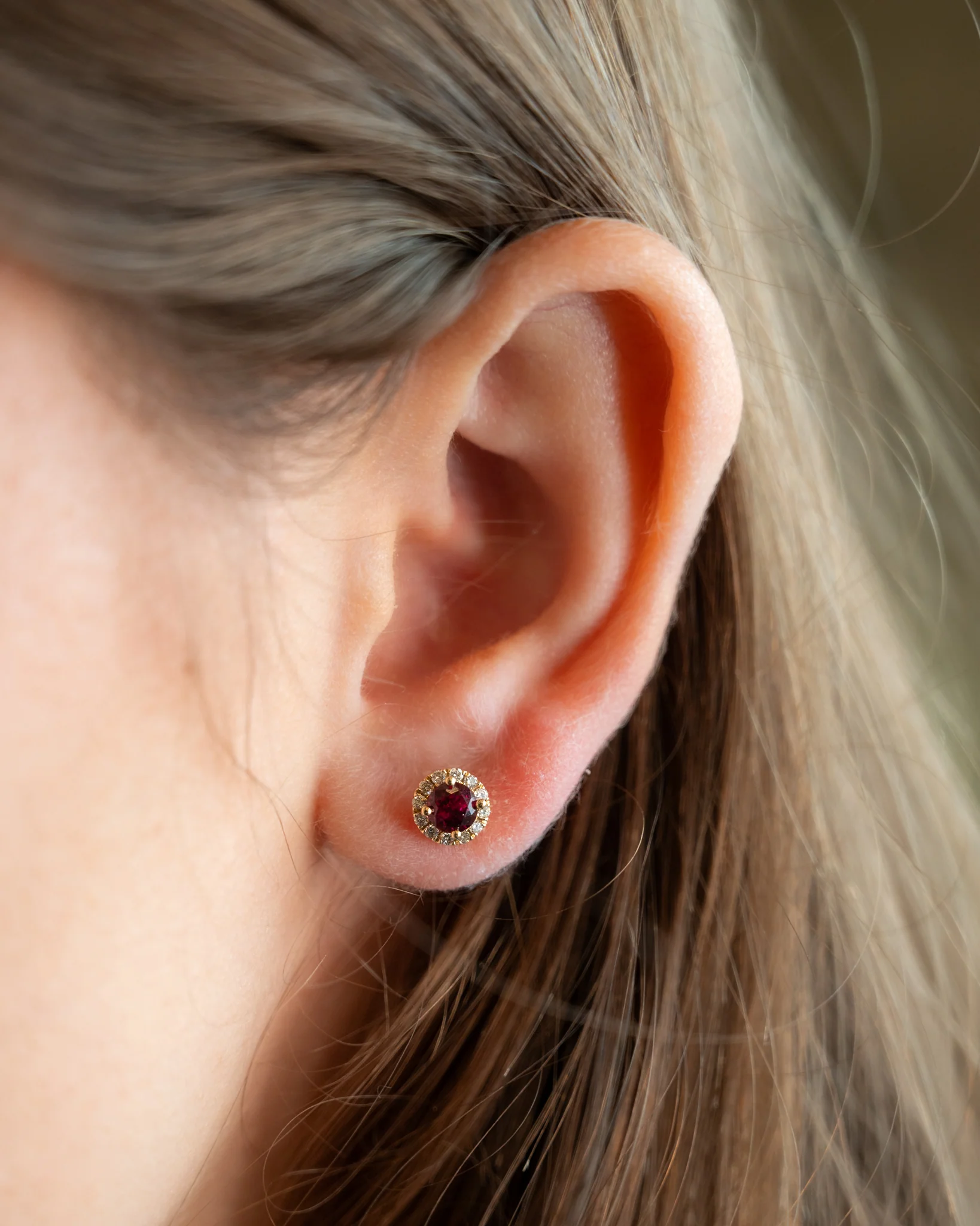 1 Carat Ruby & Diamond Earring Studs in 14k - Image 6