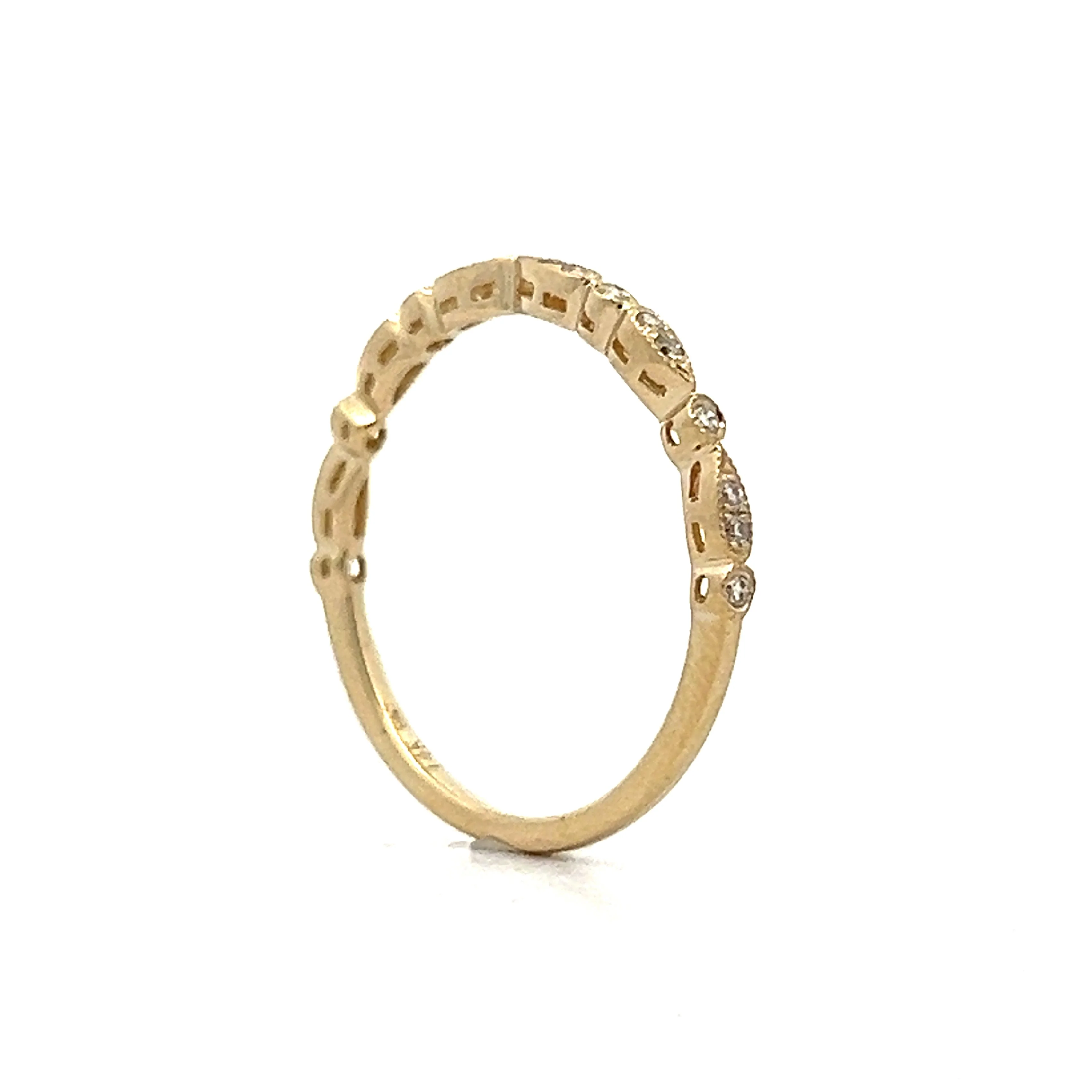 .10 Diamond Wedding Band in 14k Yellow Gold - Image 5