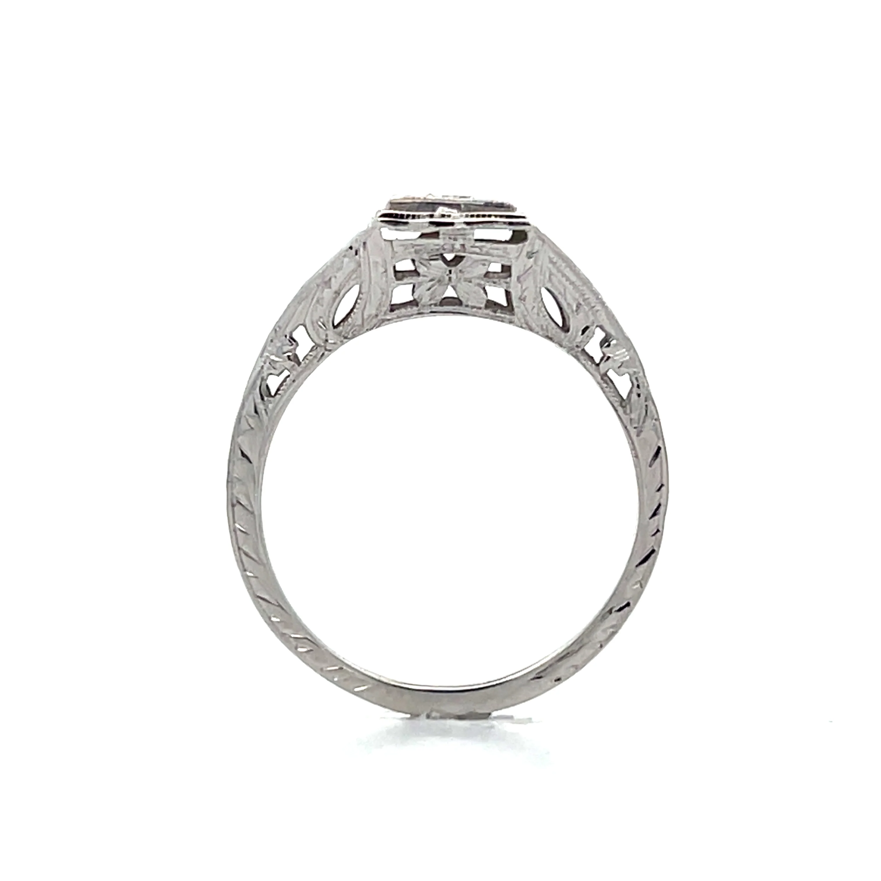 .10 Vintage Art Deco Solitaire Engagement Ring in 14k - Image 4