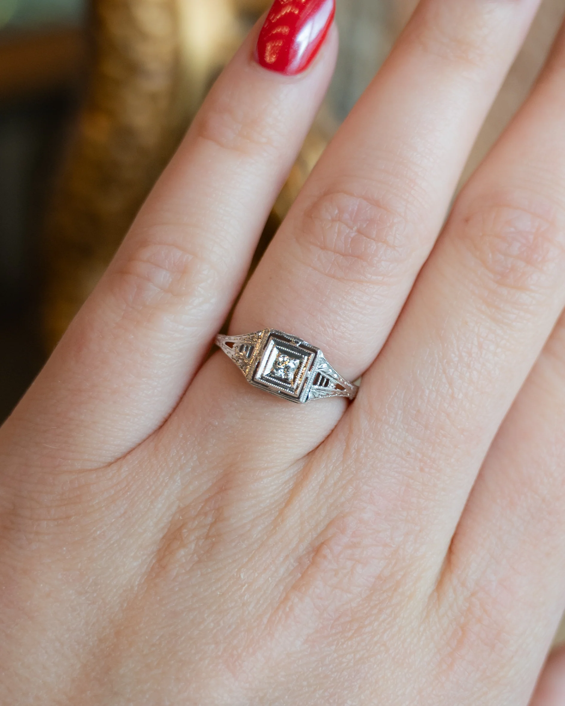 .10 Vintage Art Deco Solitaire Engagement Ring in 14k - Image 8