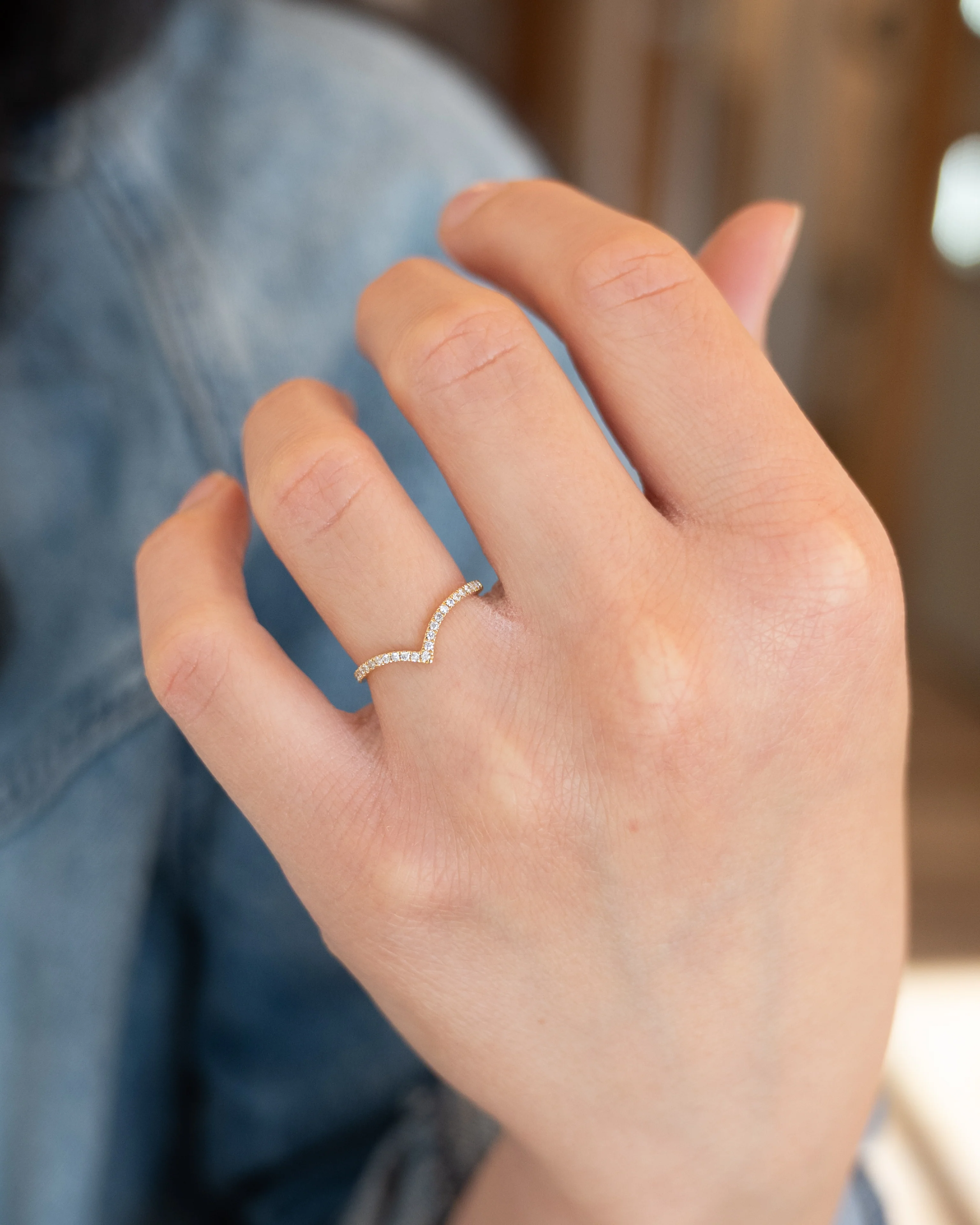 .14 V Shaped Diamond Contour Band in 14k Yellow Gold - Image 7