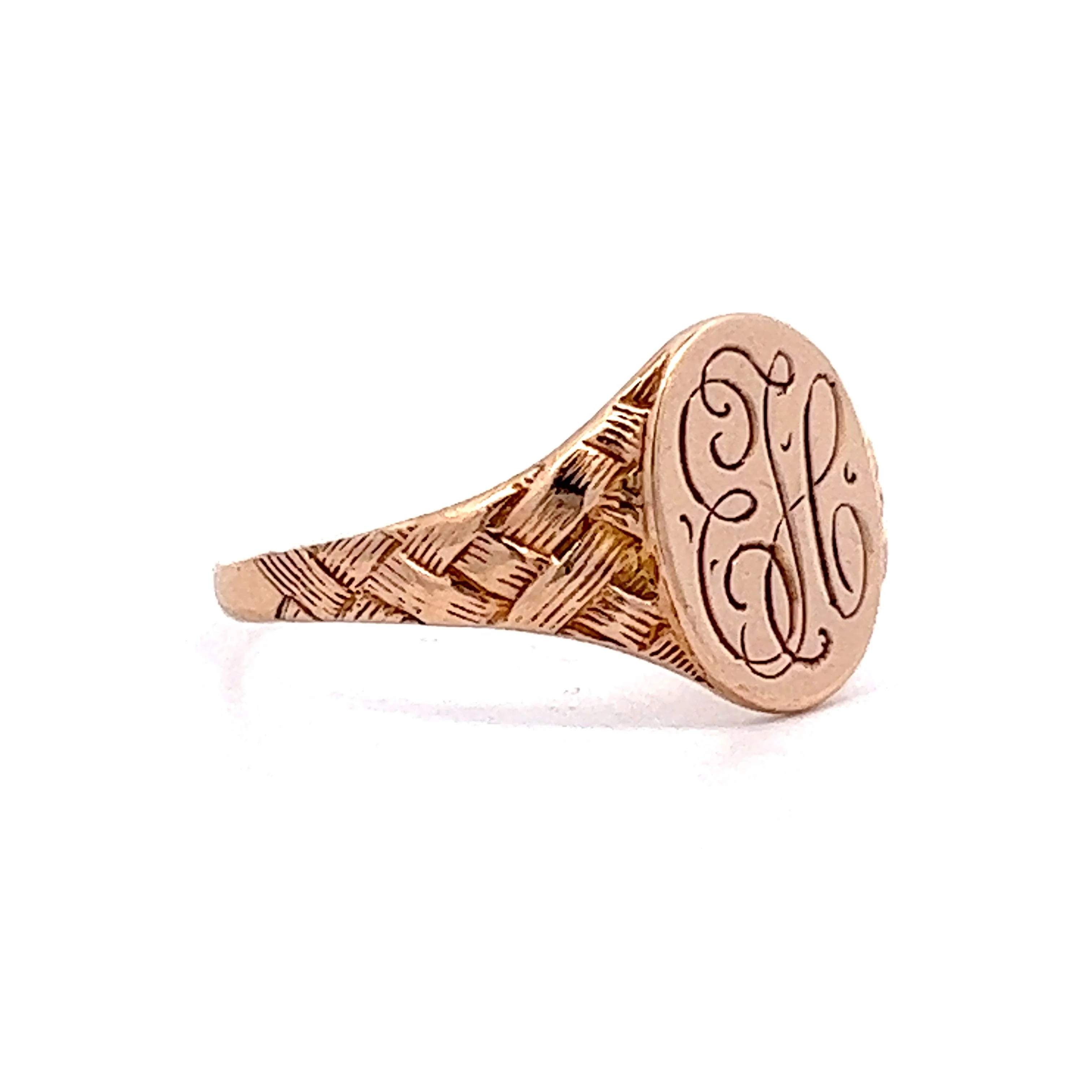 Vintage Victorian Engraved Signet Ring in 14k Yellow Gold - Image 3