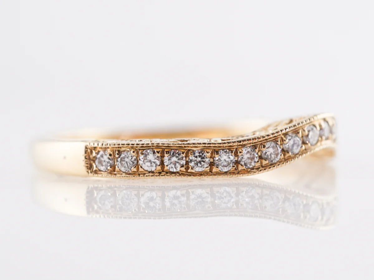 .17 Curved Filigree Diamond Wedding Band in 14k Yellow Gold - Image 3