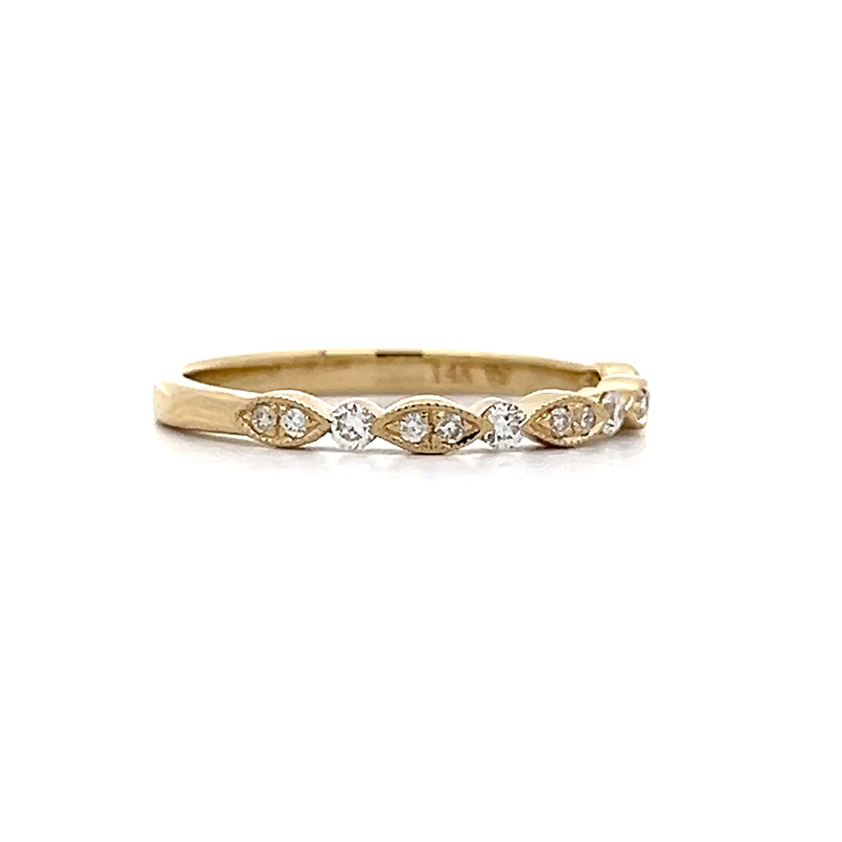 .17 Diamond Station Wedding Band in 14k Yellow Gold - Image 3
