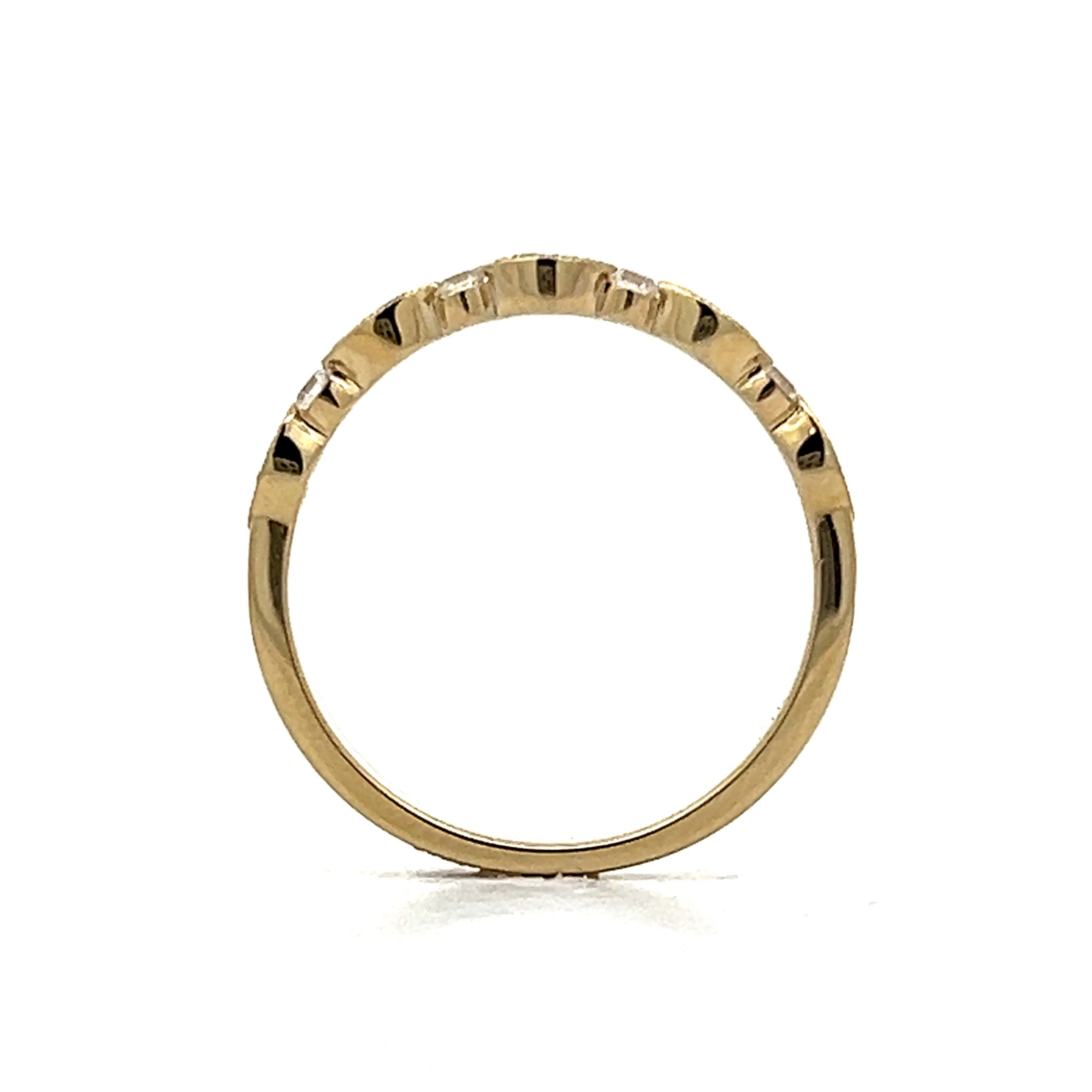 .17 Diamond Station Wedding Band in 14k Yellow Gold - Image 4
