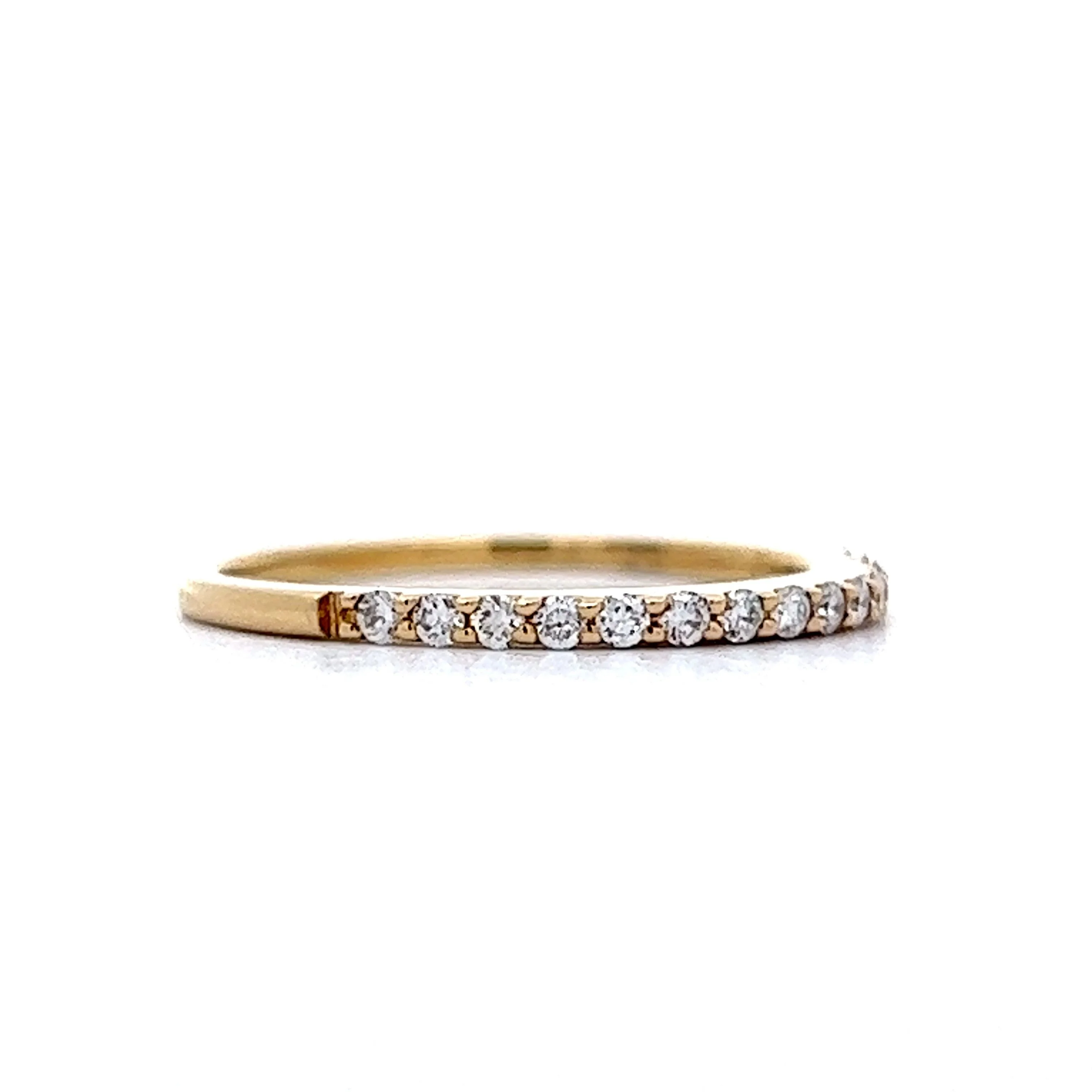 .17 Thin Diamond Wedding Band in 14k Yellow Gold - Image 3