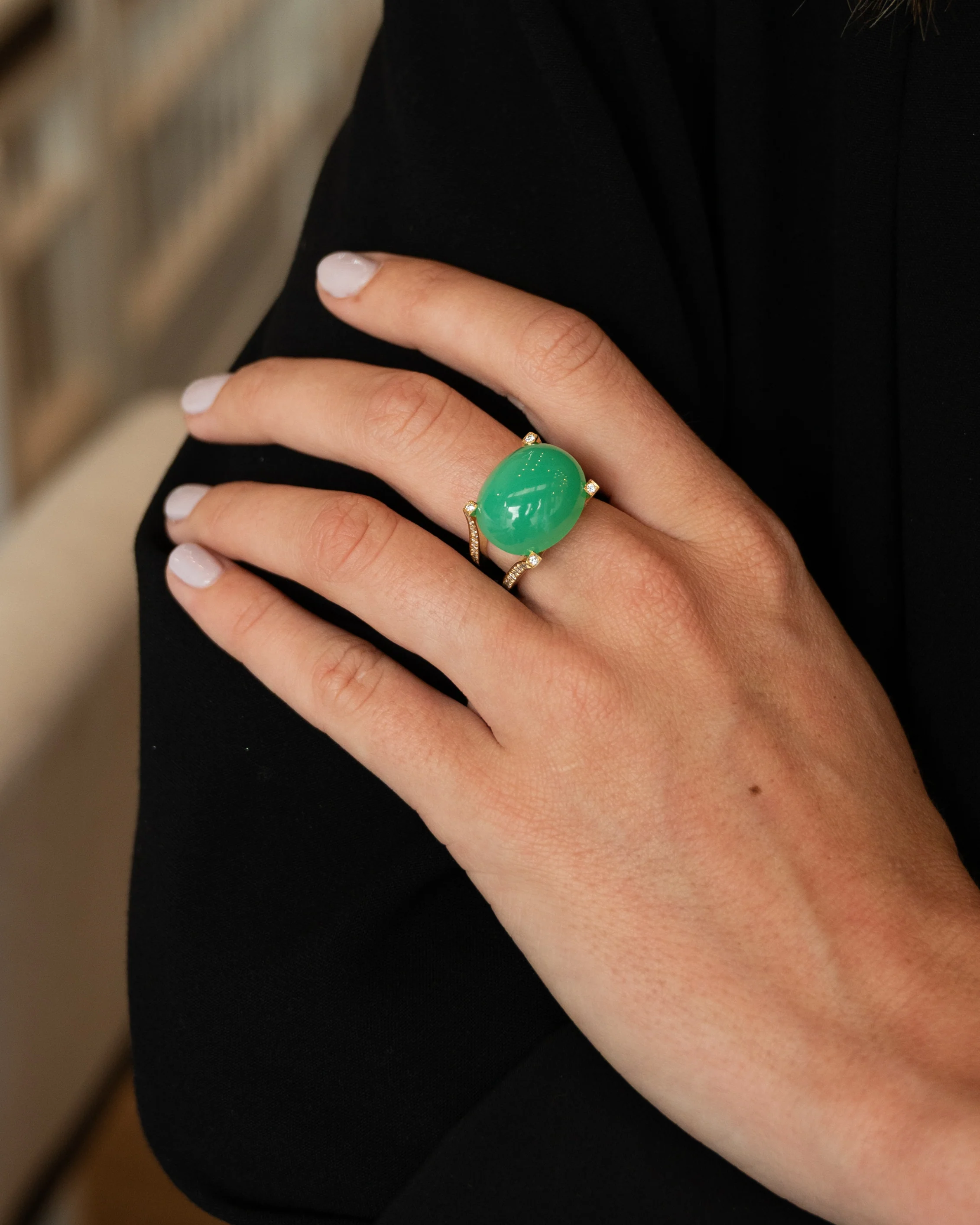 18.48 Chrysoprase Cocktail Ring 18k Yellow Gold - Image 7