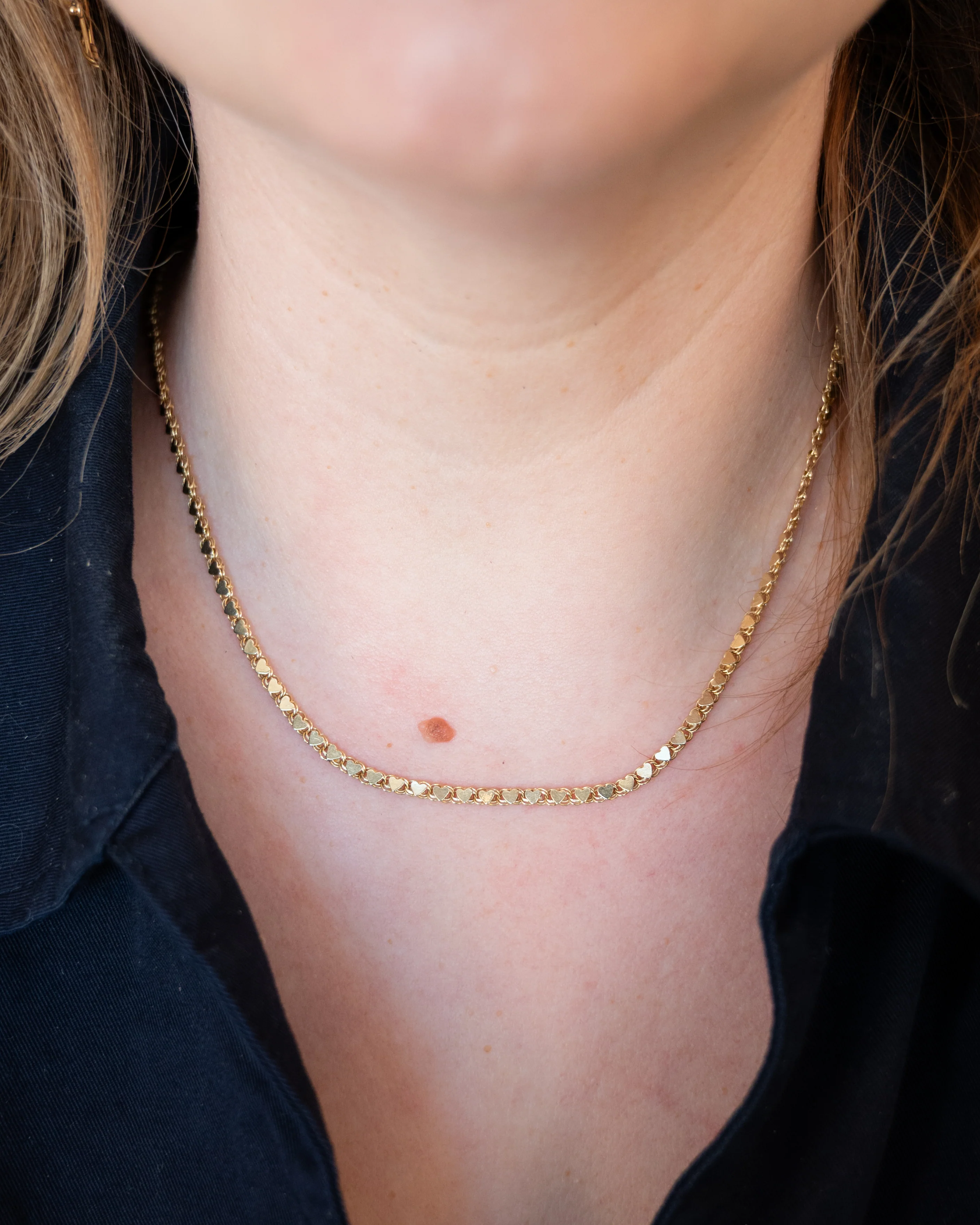 18" Heart Shaped Link Necklace in 14k Yellow Gold - Image 6