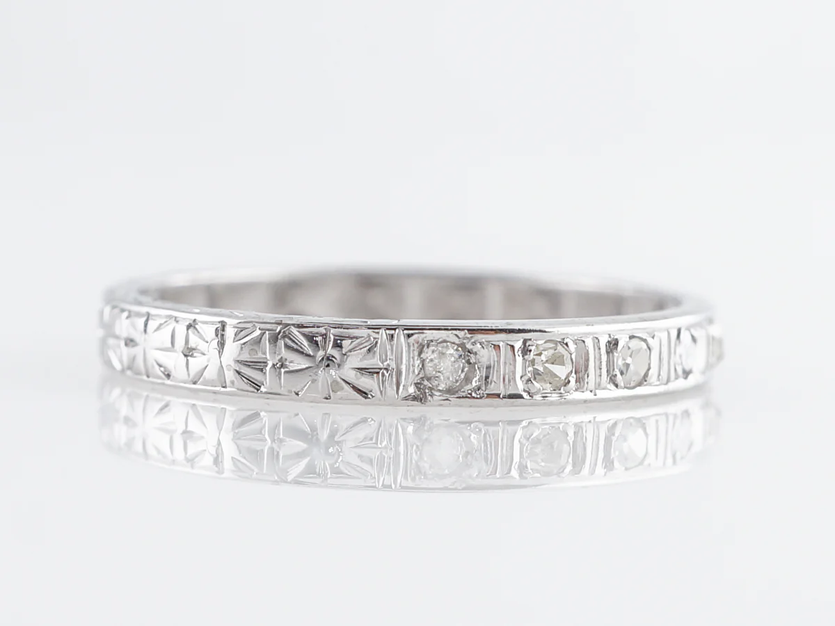 1920's Single Cut Diamond & Blossom Wedding Band in 14K - Image 3