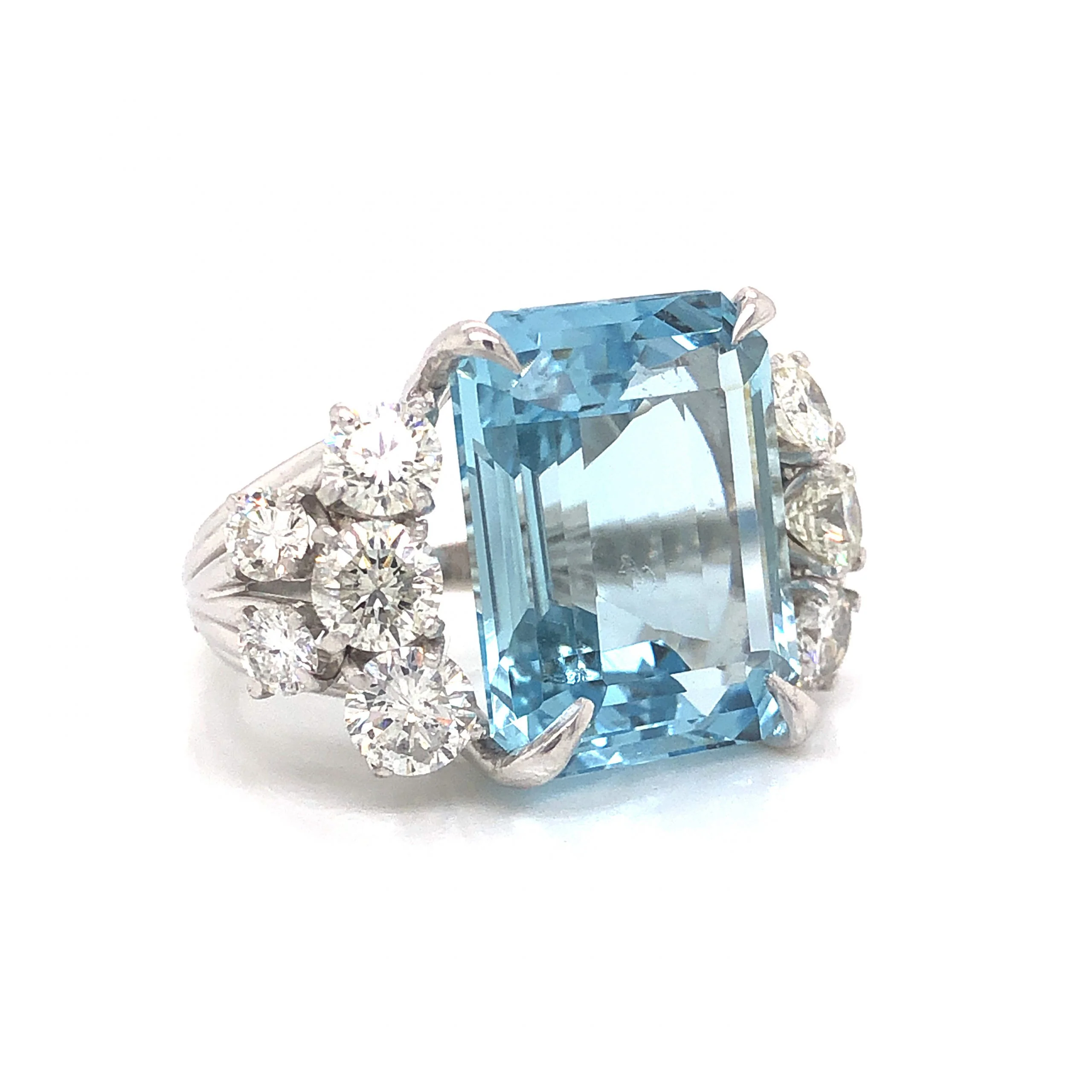 1950's Aquamarine & Diamond Cocktail Ring in Platinum - Image 3