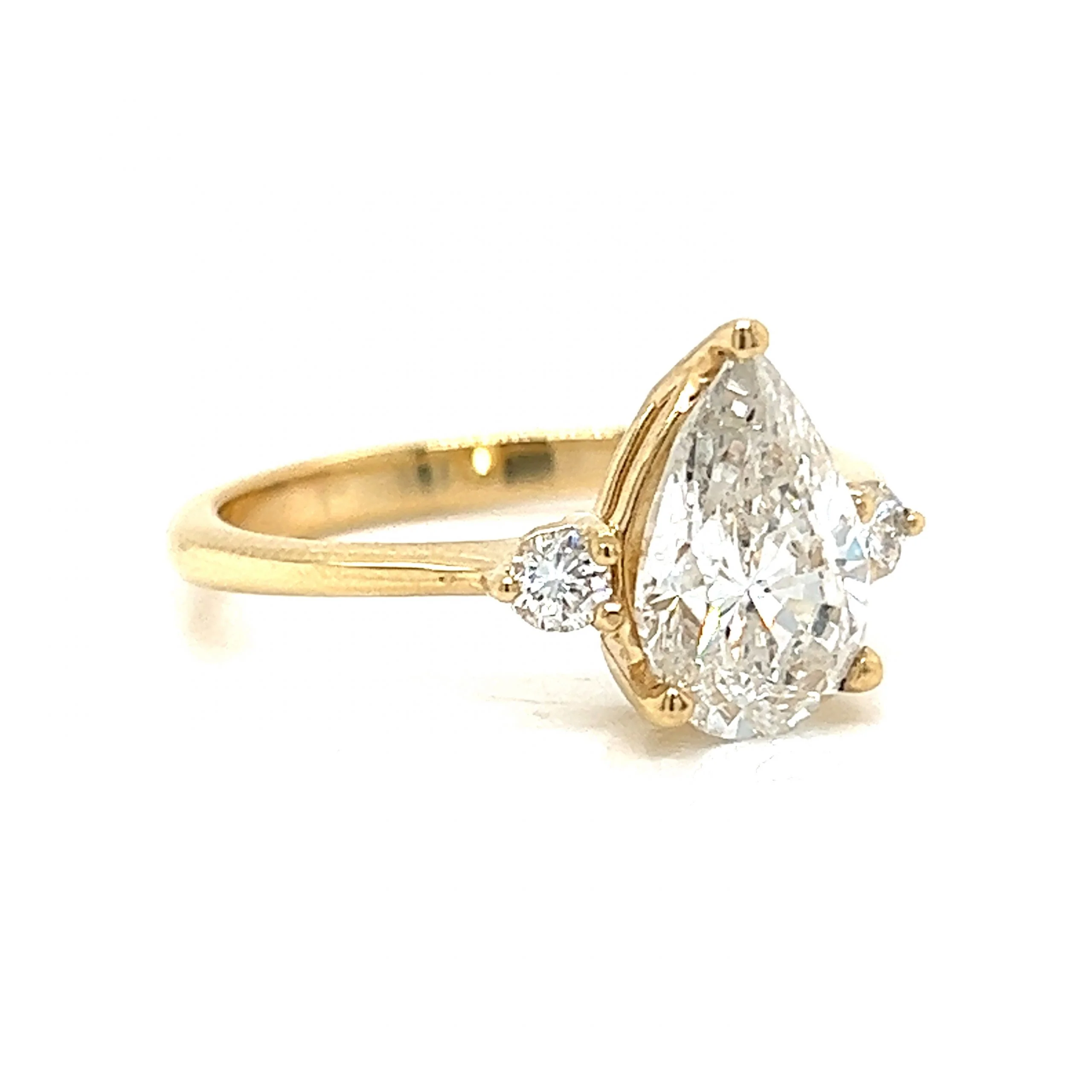 2.00 Pear Cut Diamond Engagement Ring in 14k Yellow Gold - Image 3