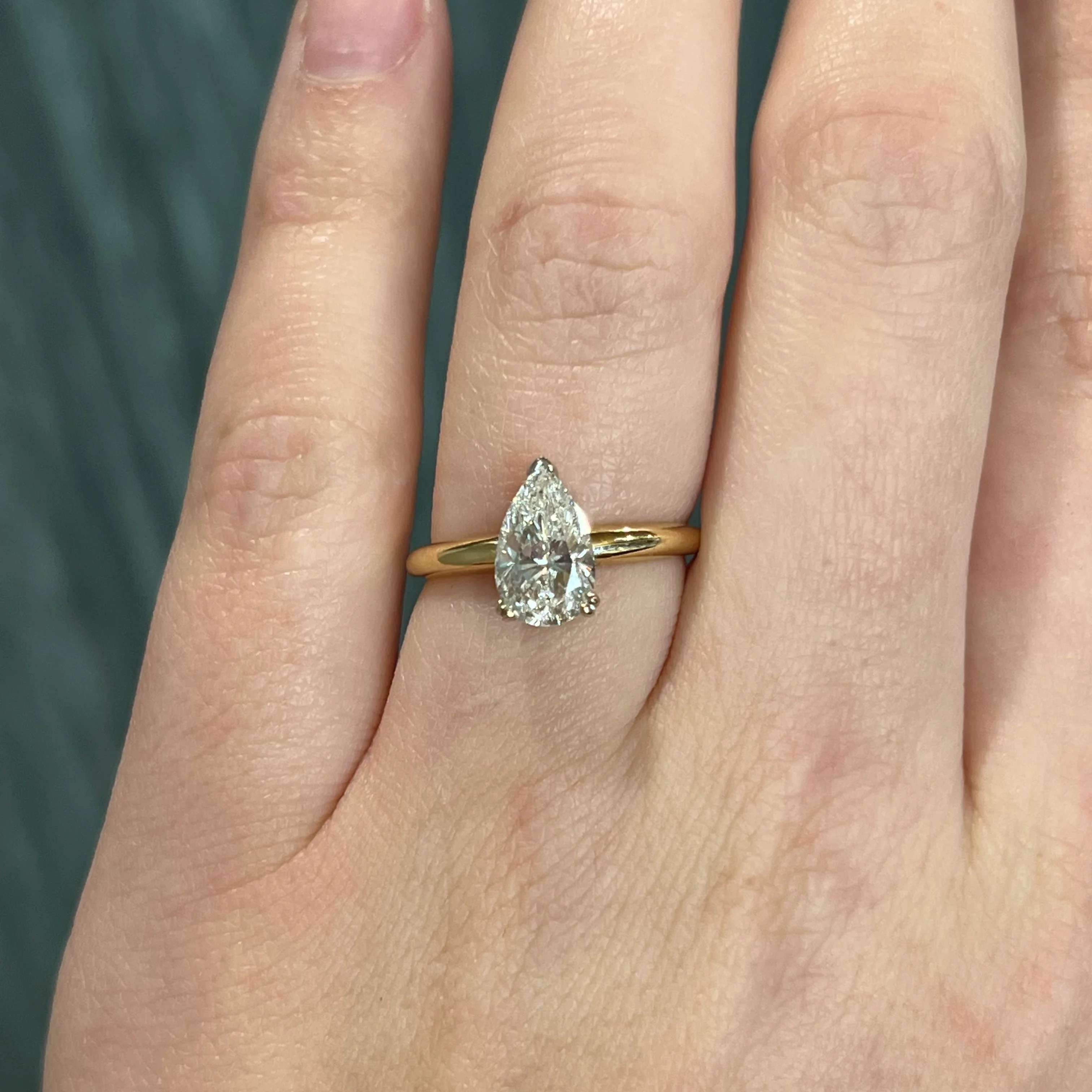 2.00 Pear Cut Diamond Engagement Ring in 18k Yellow Gold - Image 6