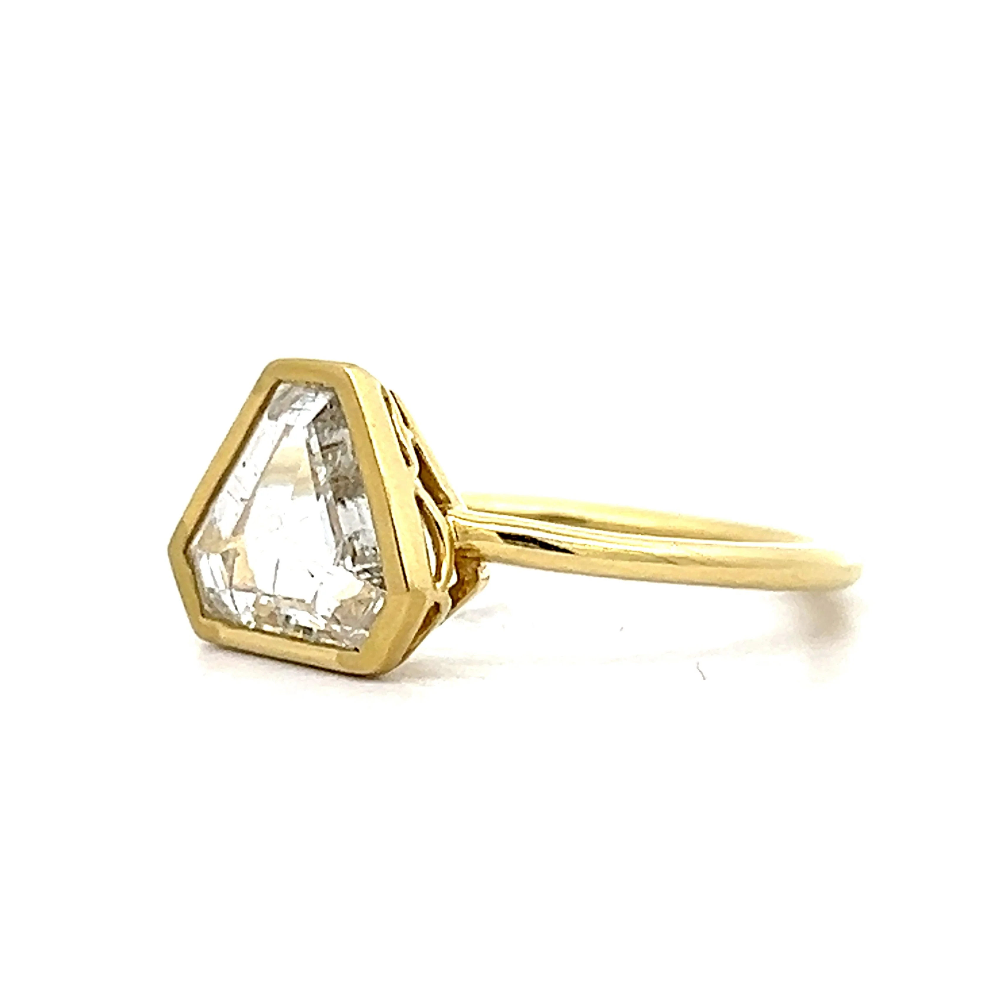2.01 Portrait Cut Diamond Engagement Ring 18k Yellow Gold - Image 2