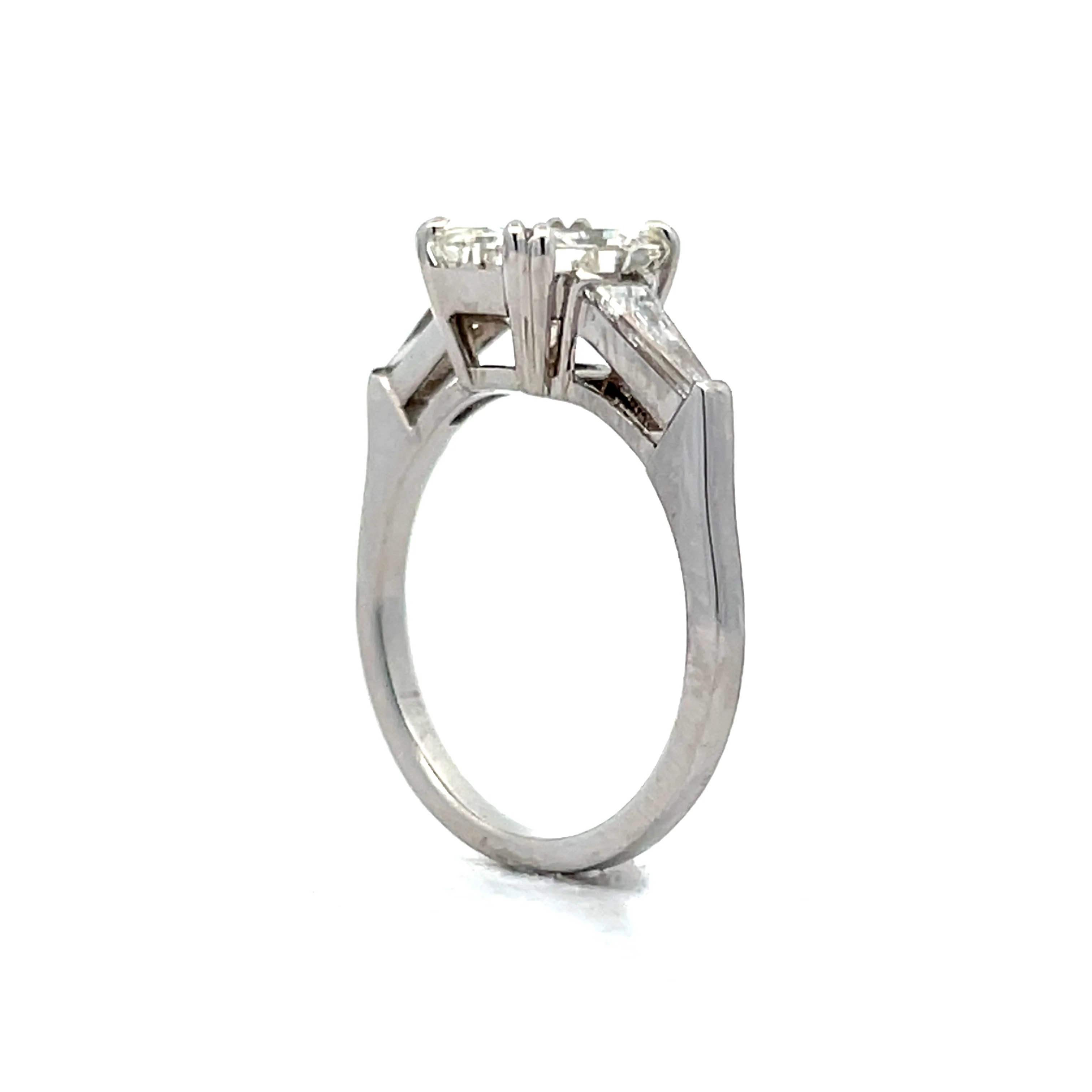 2.01 Radiant Cut Diamond Engagement Ring in 18k - Image 5