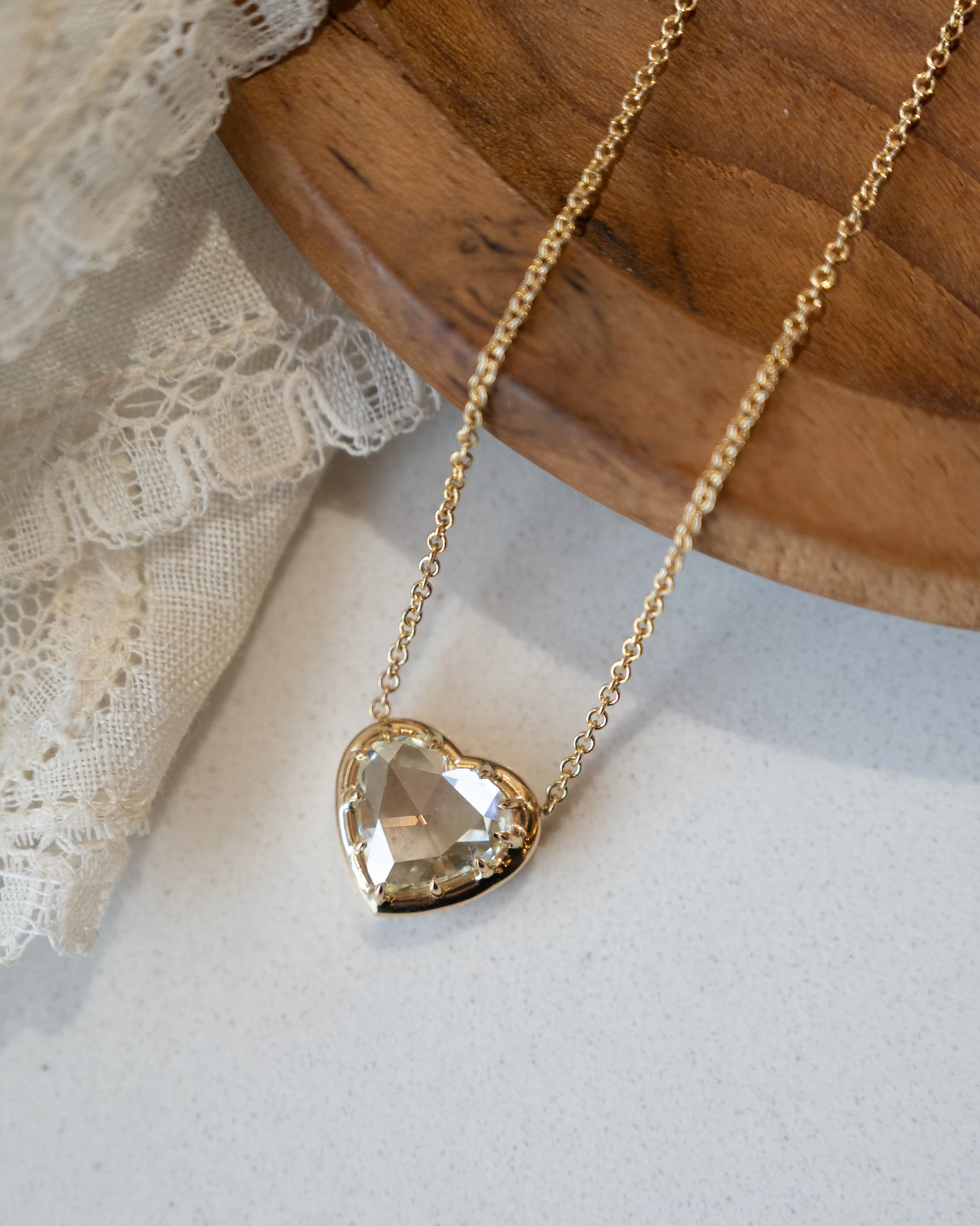 2.01 Rose Cut Diamond Heart Pendant 18k Yellow Gold - Image 5