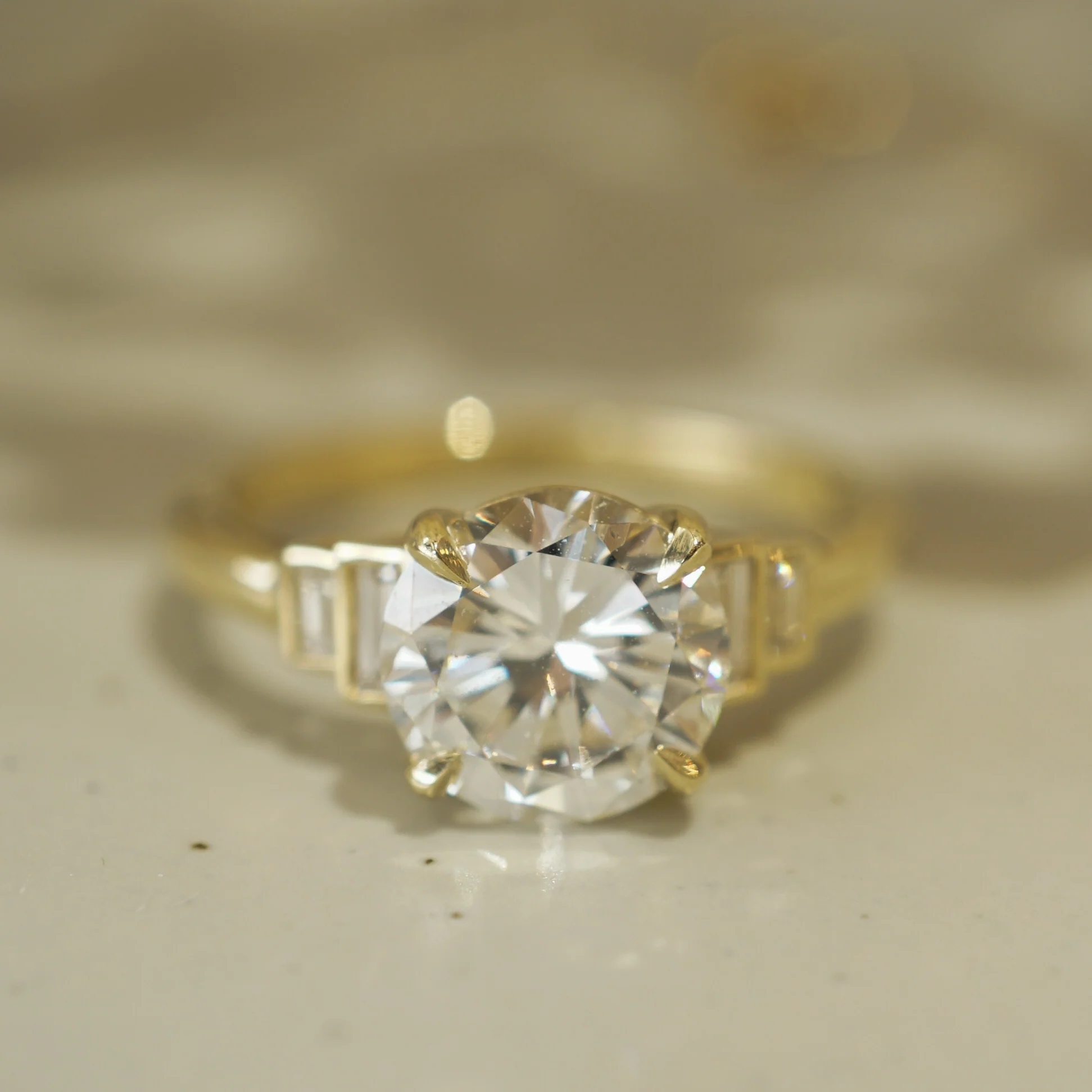 2.02 Round Brilliant Cut Diamond Engagement Ring in 14k Yellow Gold - Image 6