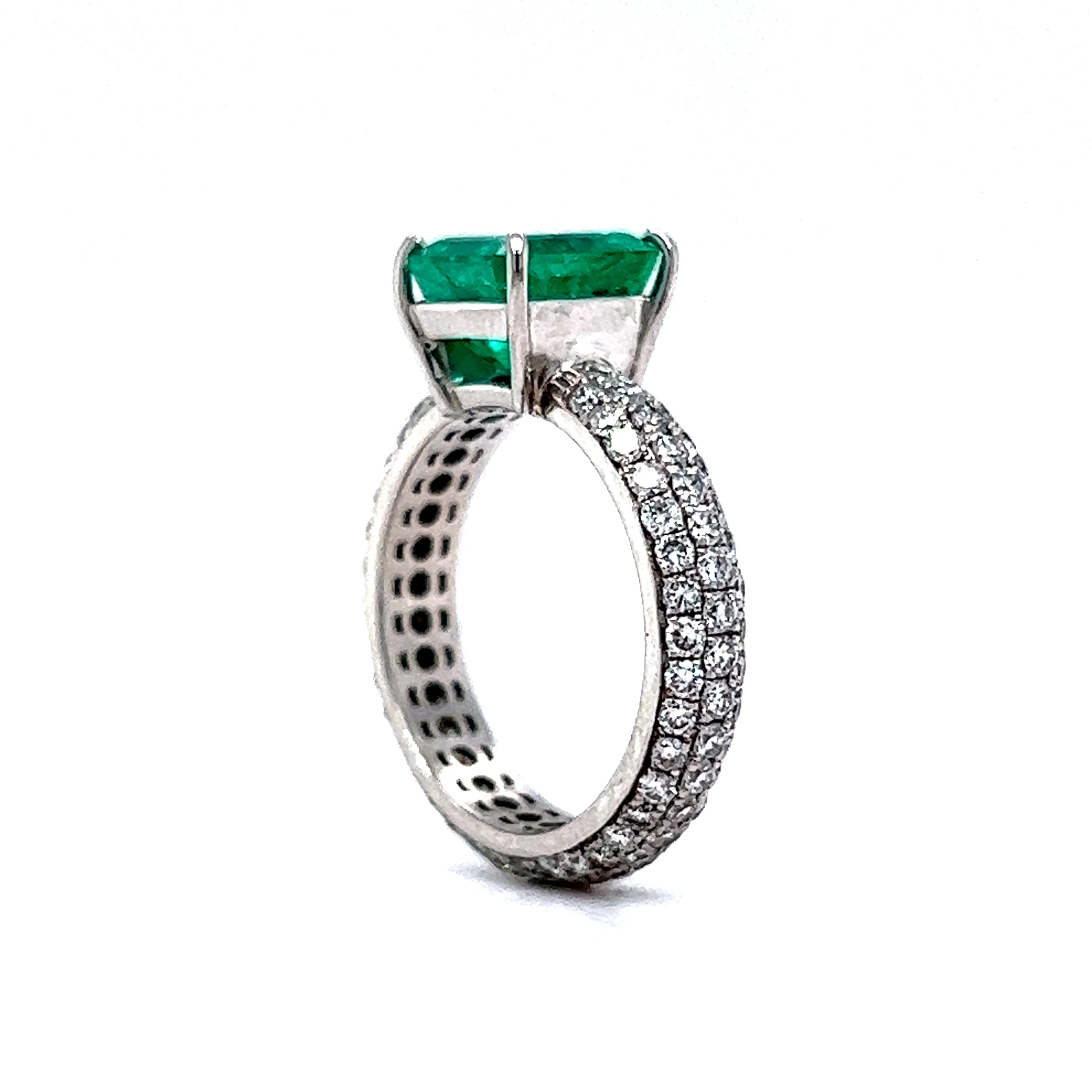 2.30 Square Cut Emerald Engagement Ring in Platinum - Image 5
