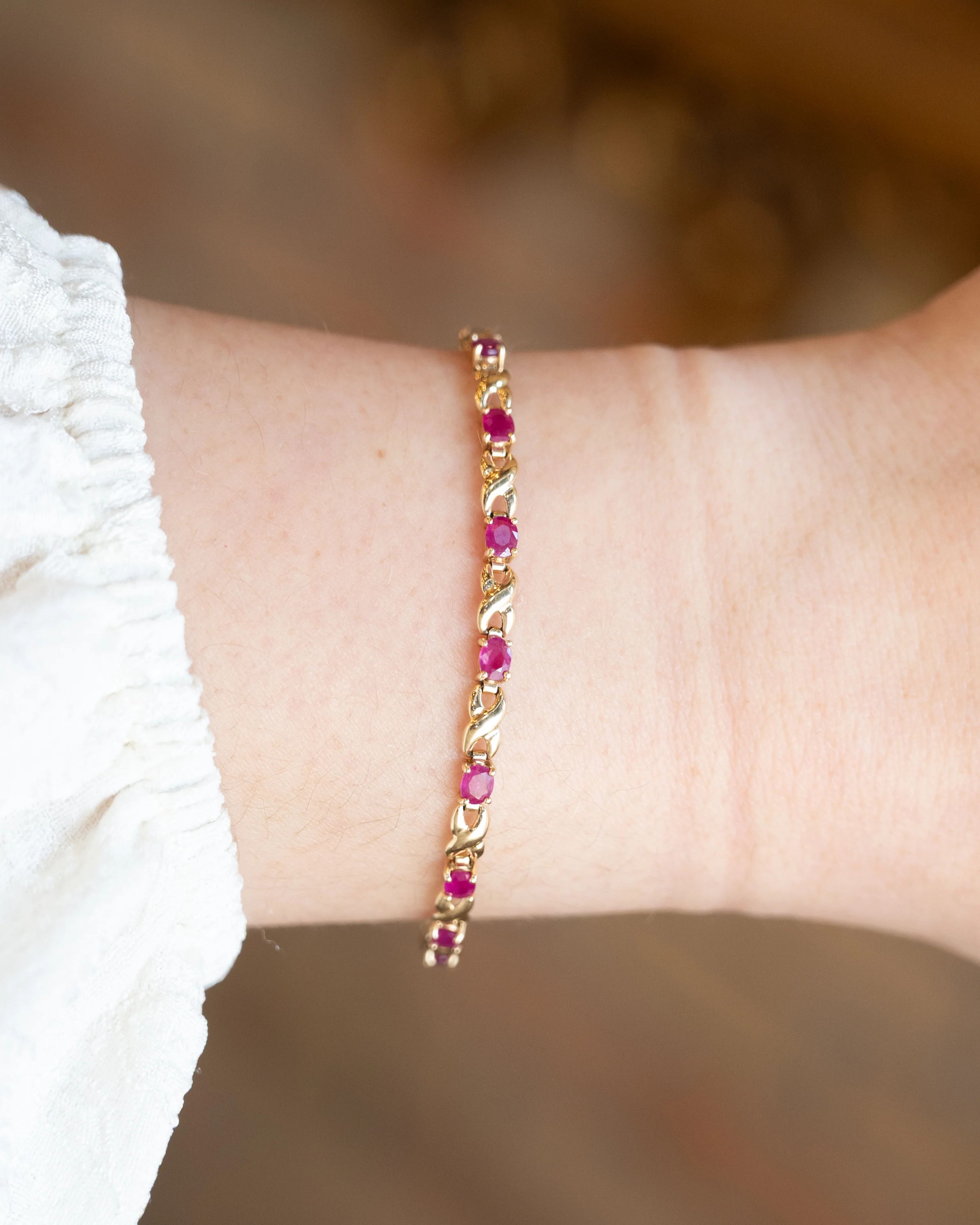 2.55 Oval Ruby Chain Bracelet in 14k Yellow Gold - Image 6