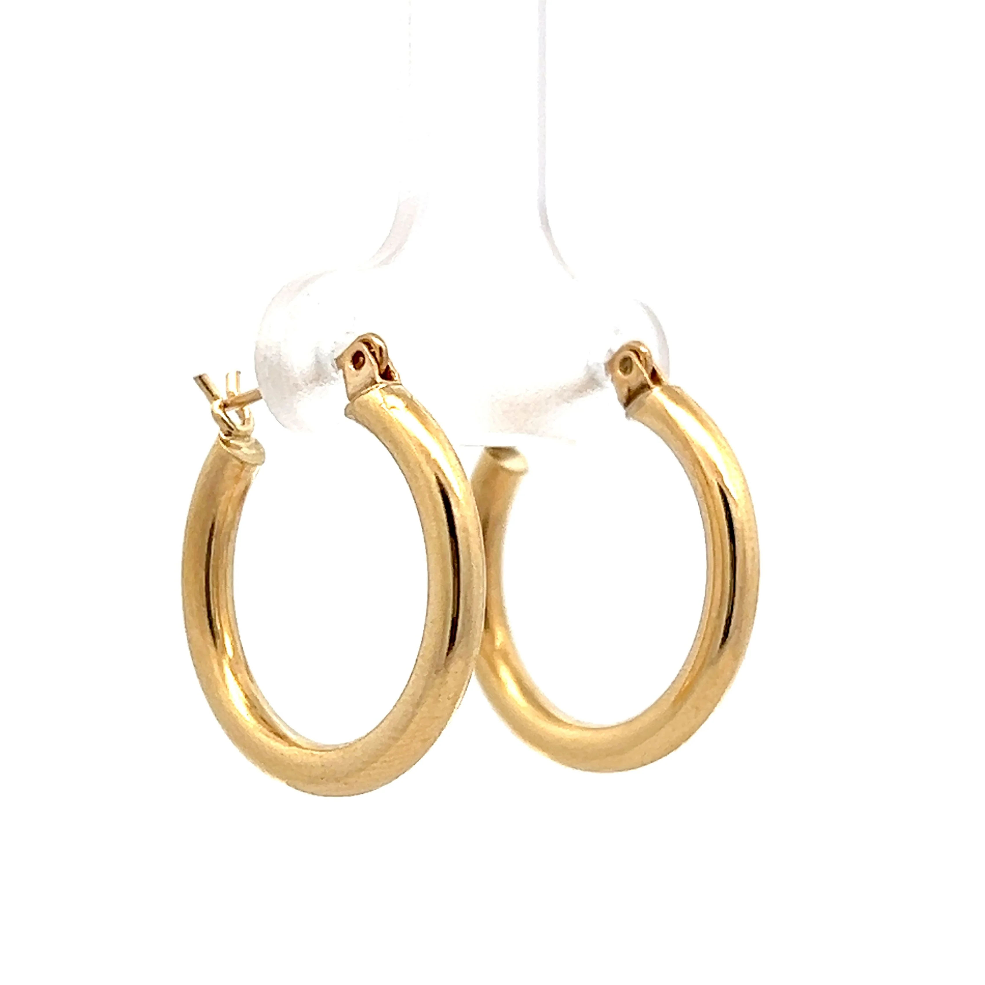 20mm Classic Hoop Earrings in 14k Yellow Gold - Image 3