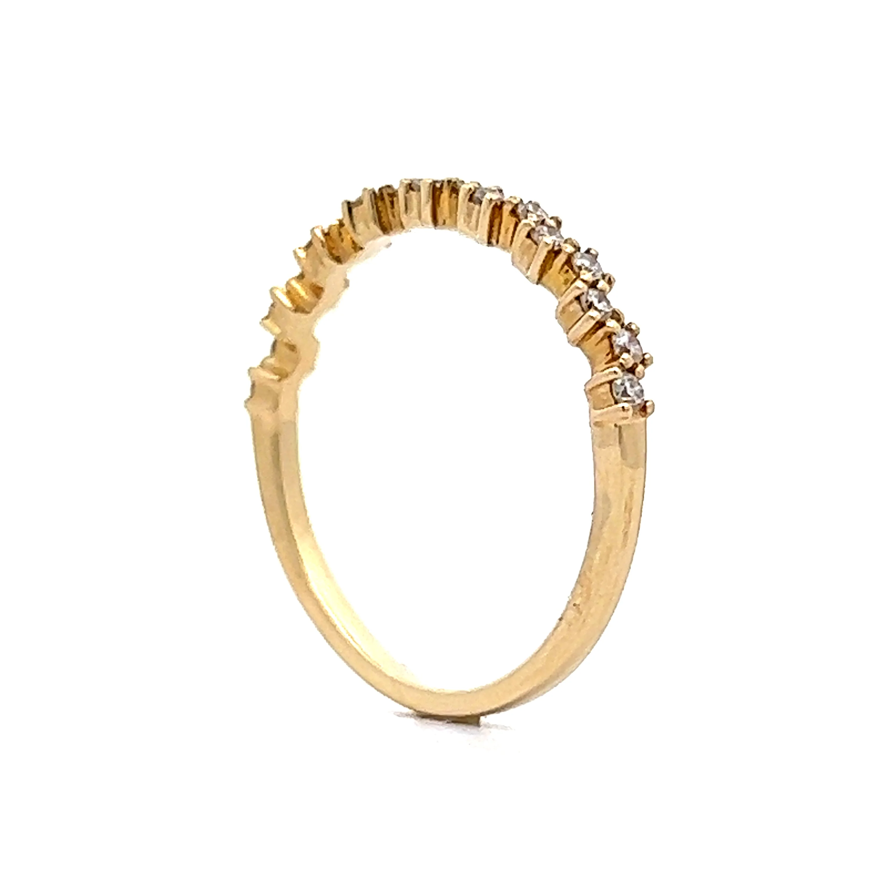 .22 Staggered Diamond Wedding Band in 14k Yellow Gold - Image 5