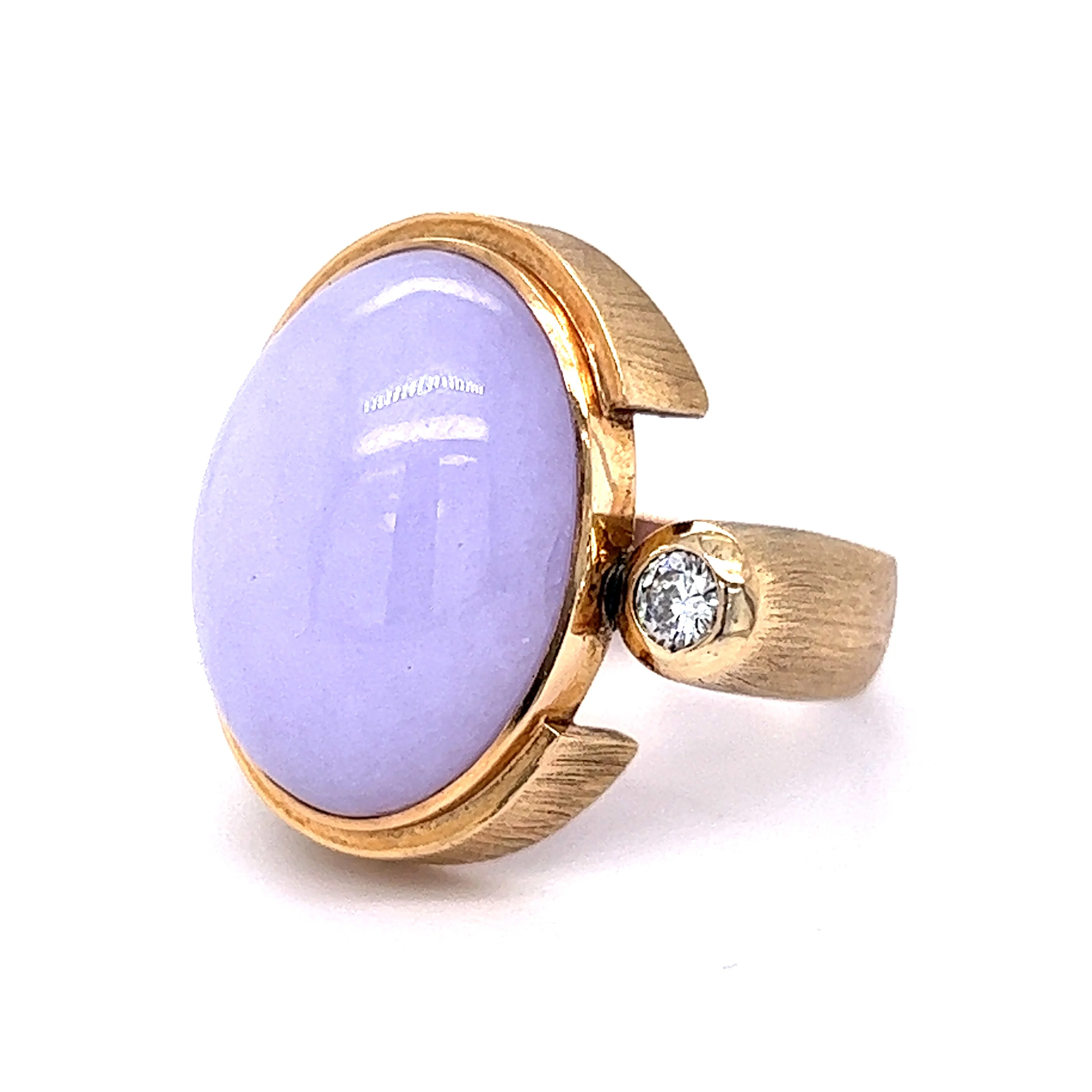 24.49 Cabochon Lavender Jadeite & Diamond Cocktail Ring in 14k Yellow Gold - Image 2