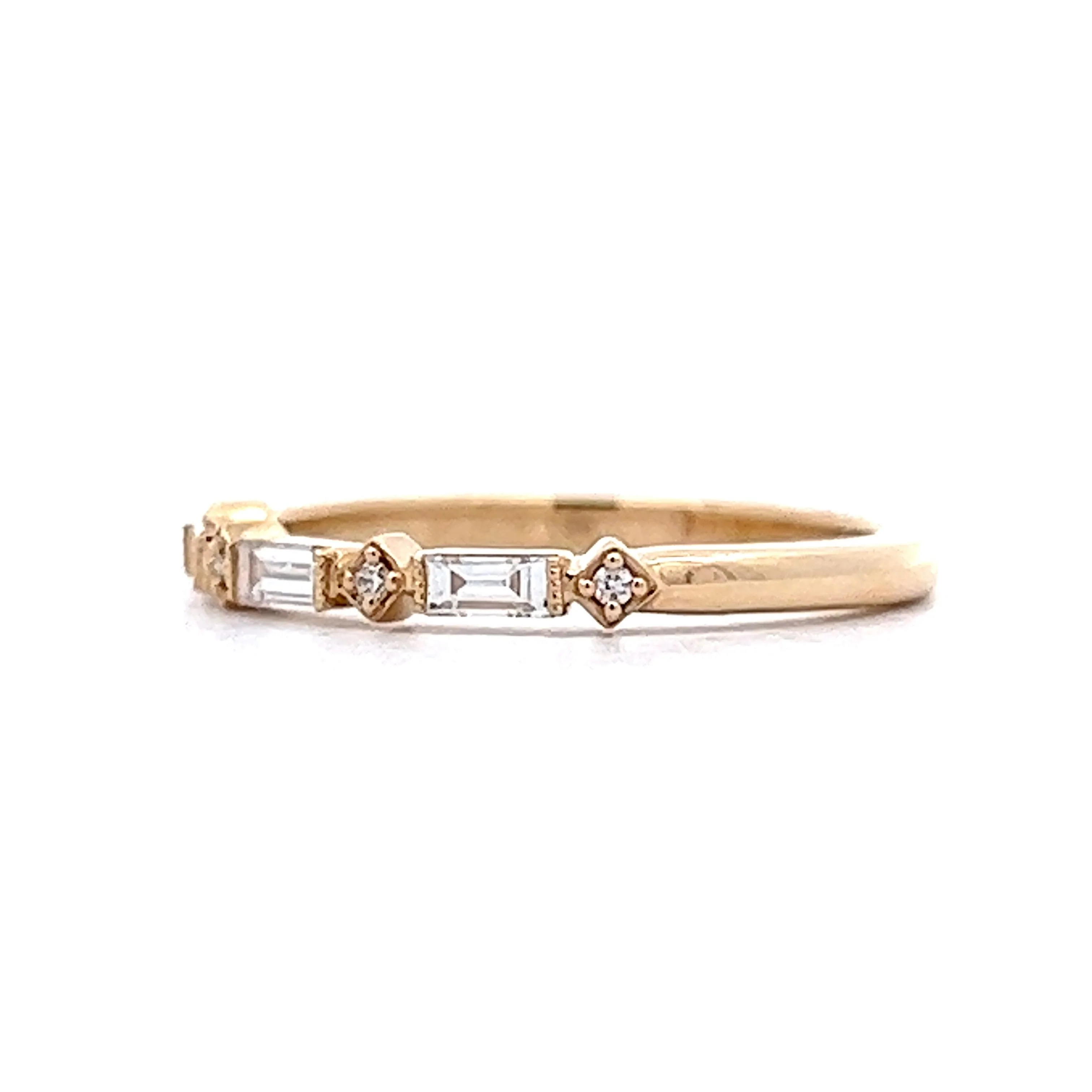 Baguette & Round Diamond Wedding Band in 14k Yellow Gold - Image 2