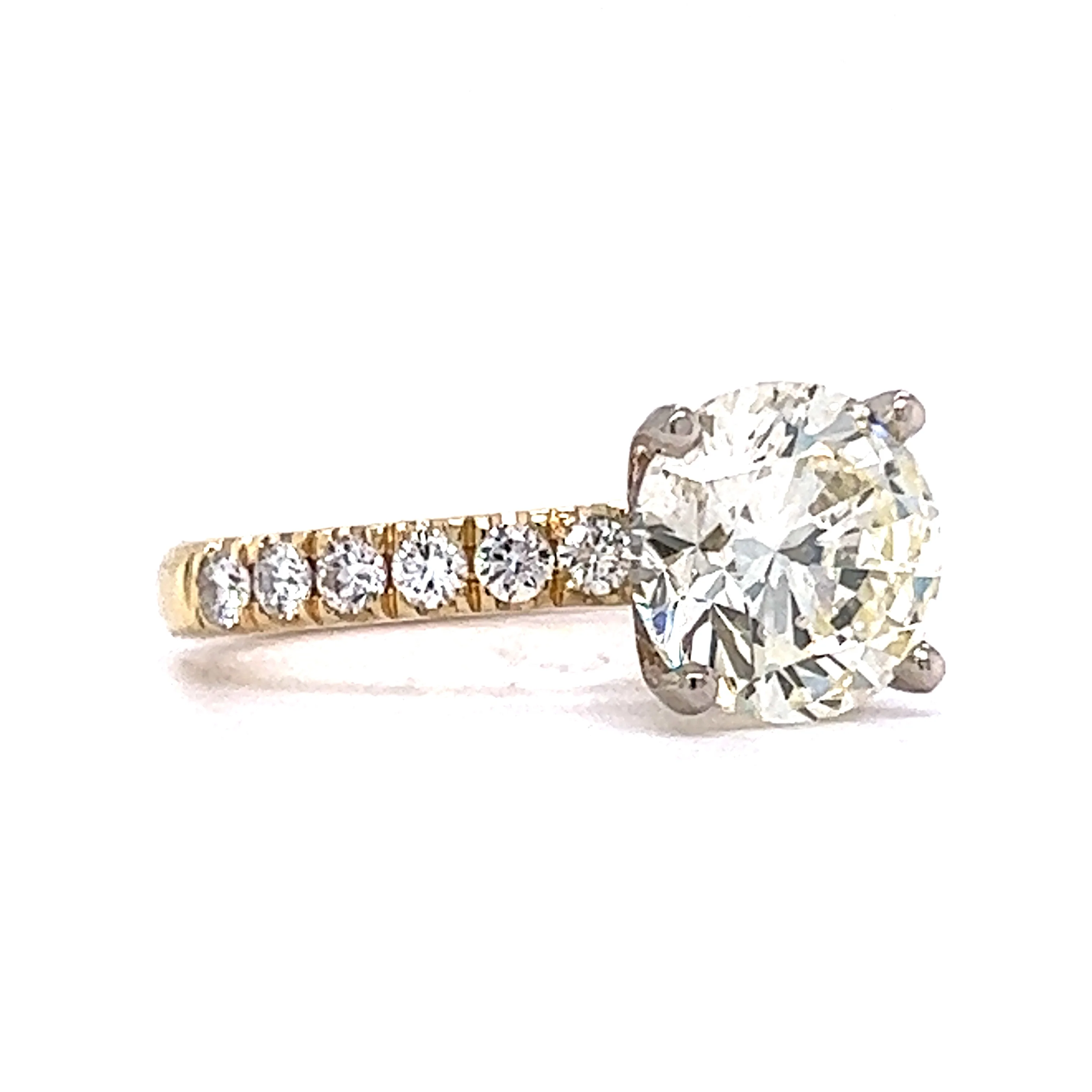 3.02 Round Brilliant Cut Diamond Engagement Ring in 14k Gold - Image 3