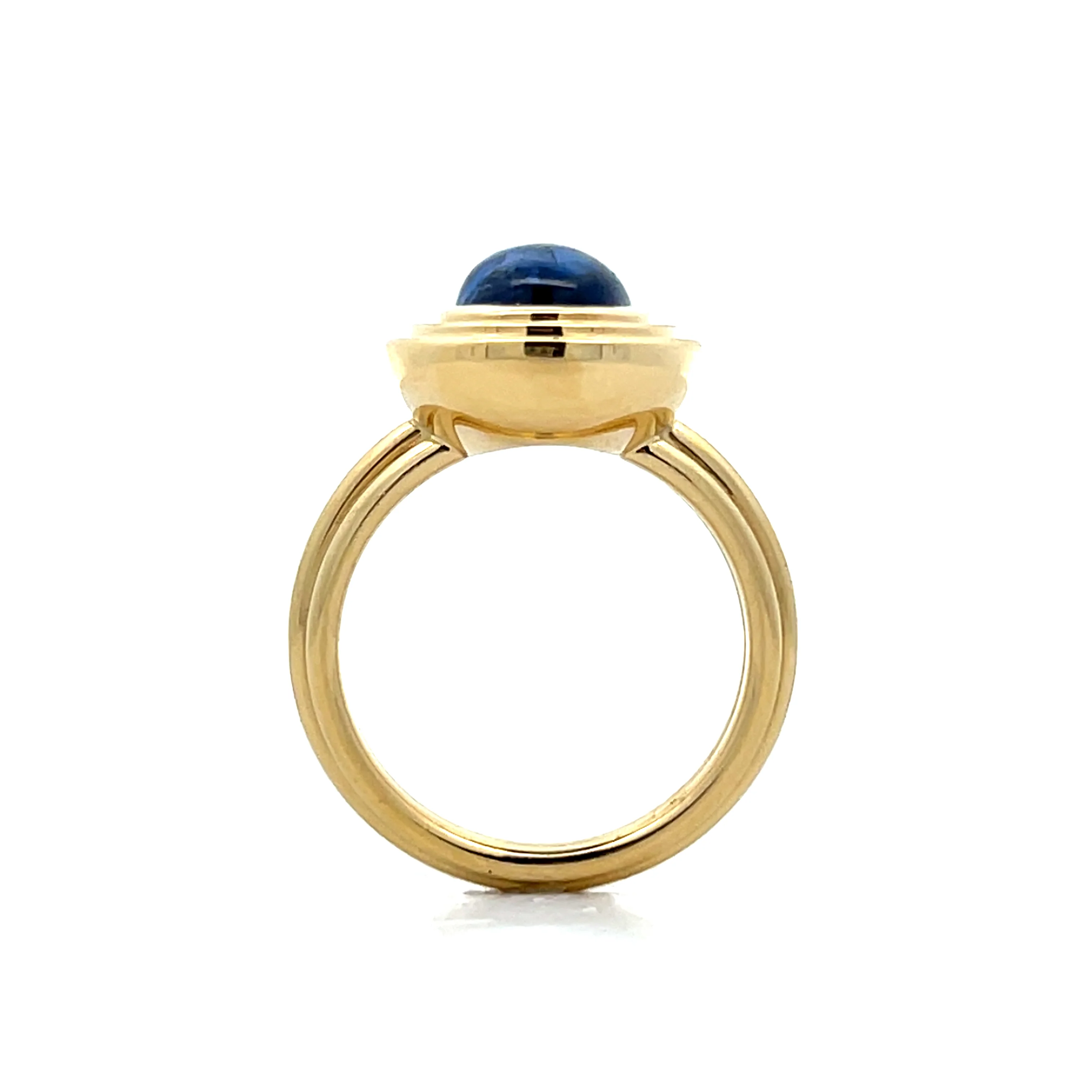 3.53 Cabochon Sapphire Cocktail Ring 18k Yellow Gold - Image 4
