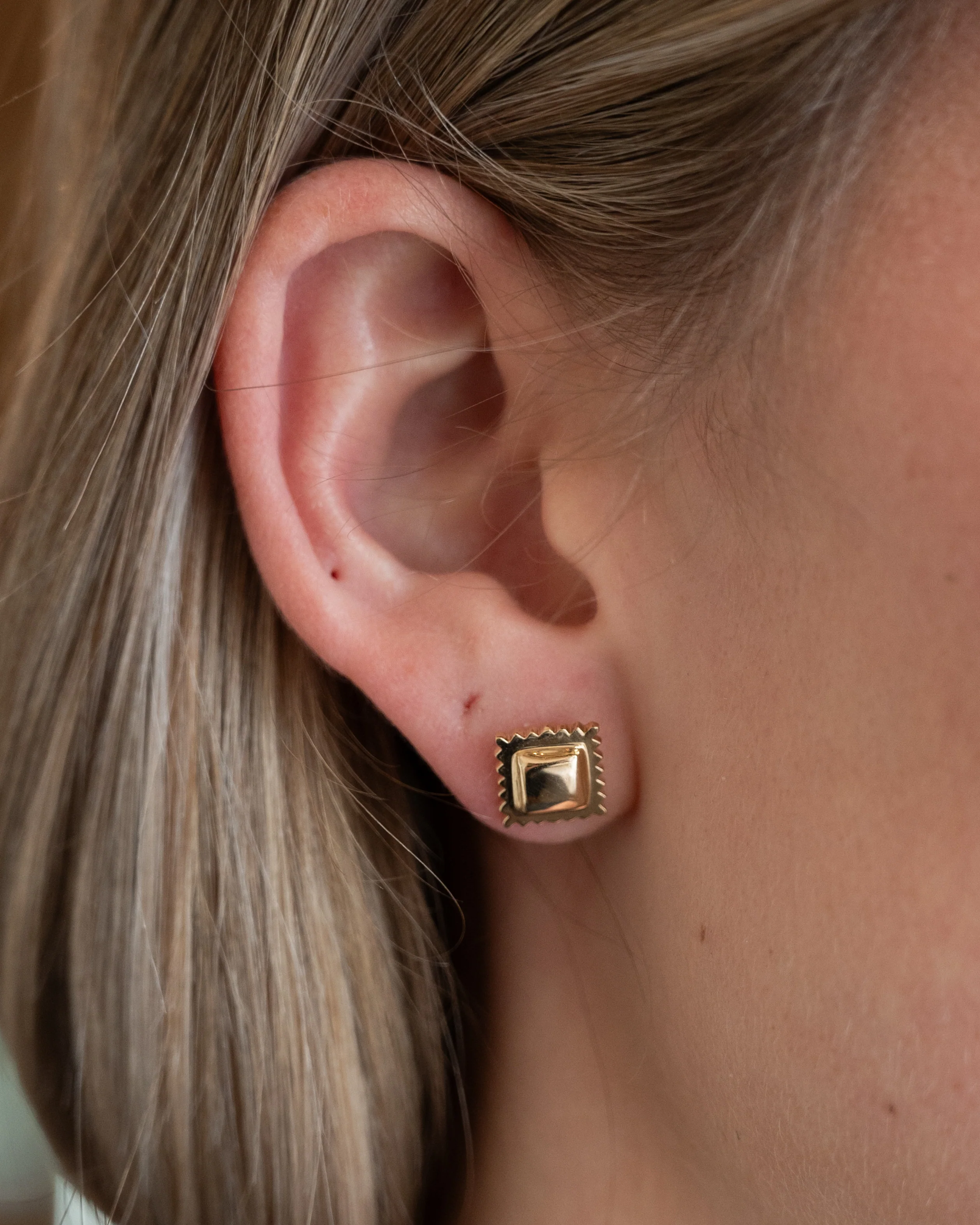 3.90 Ravioli Stud Earrings 14k Yellow Gold - Image 4