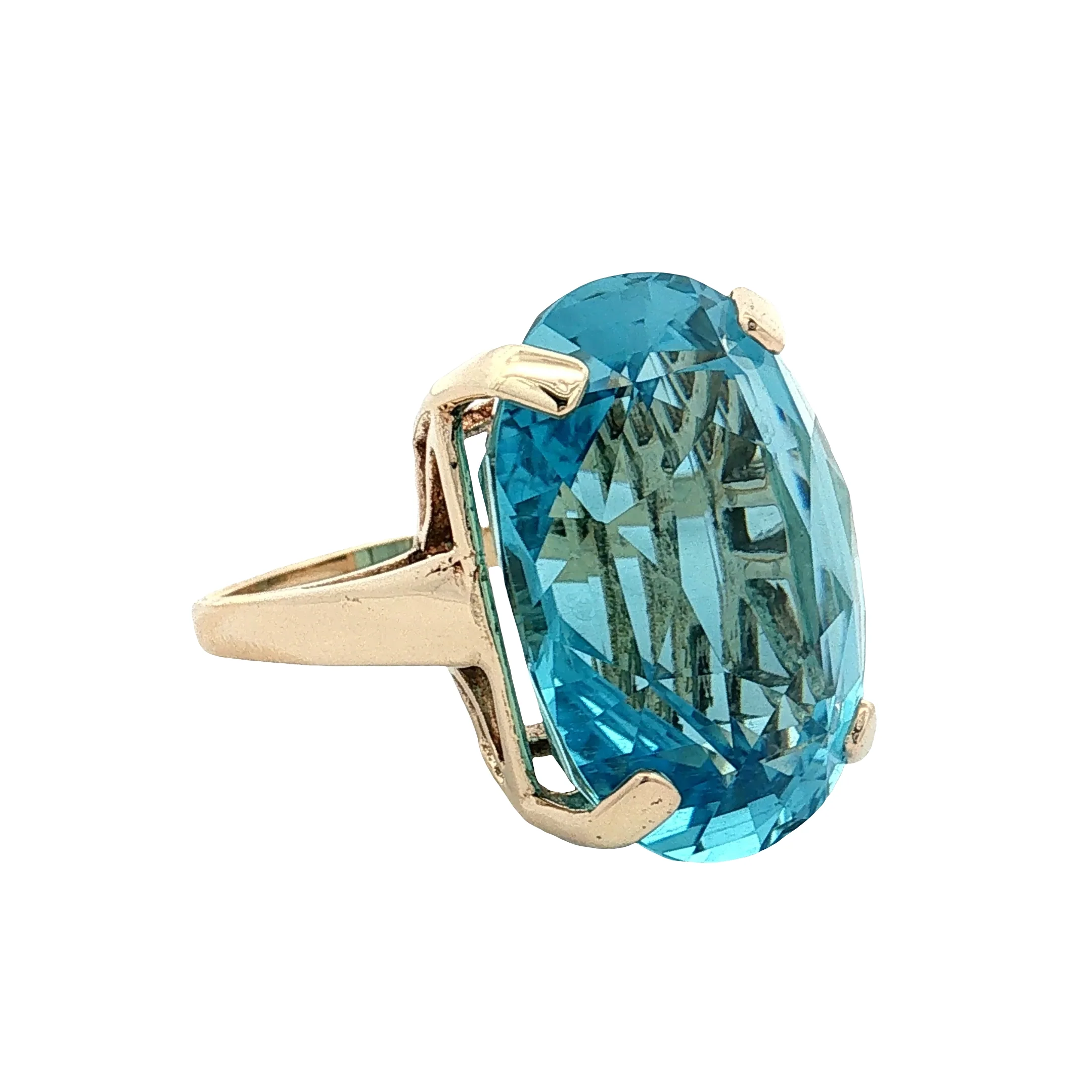 30.89 Oval Aquamarine Cocktail Ring 14k Yellow Gold - Image 3